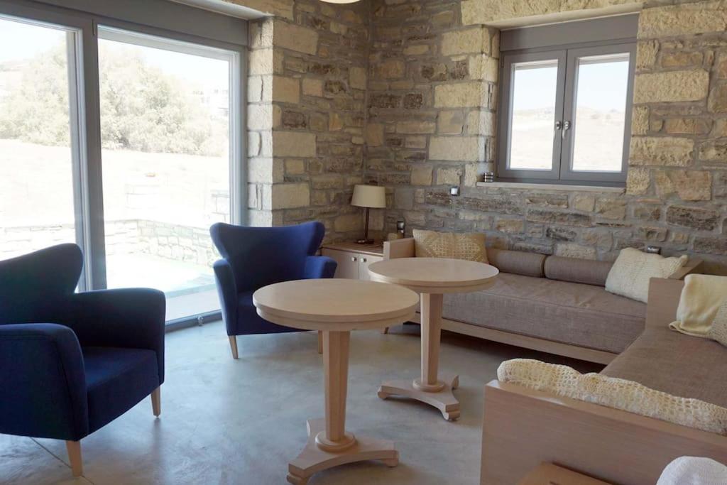 Villa Thalassa - holidays at the beach of Kalamaki view 3