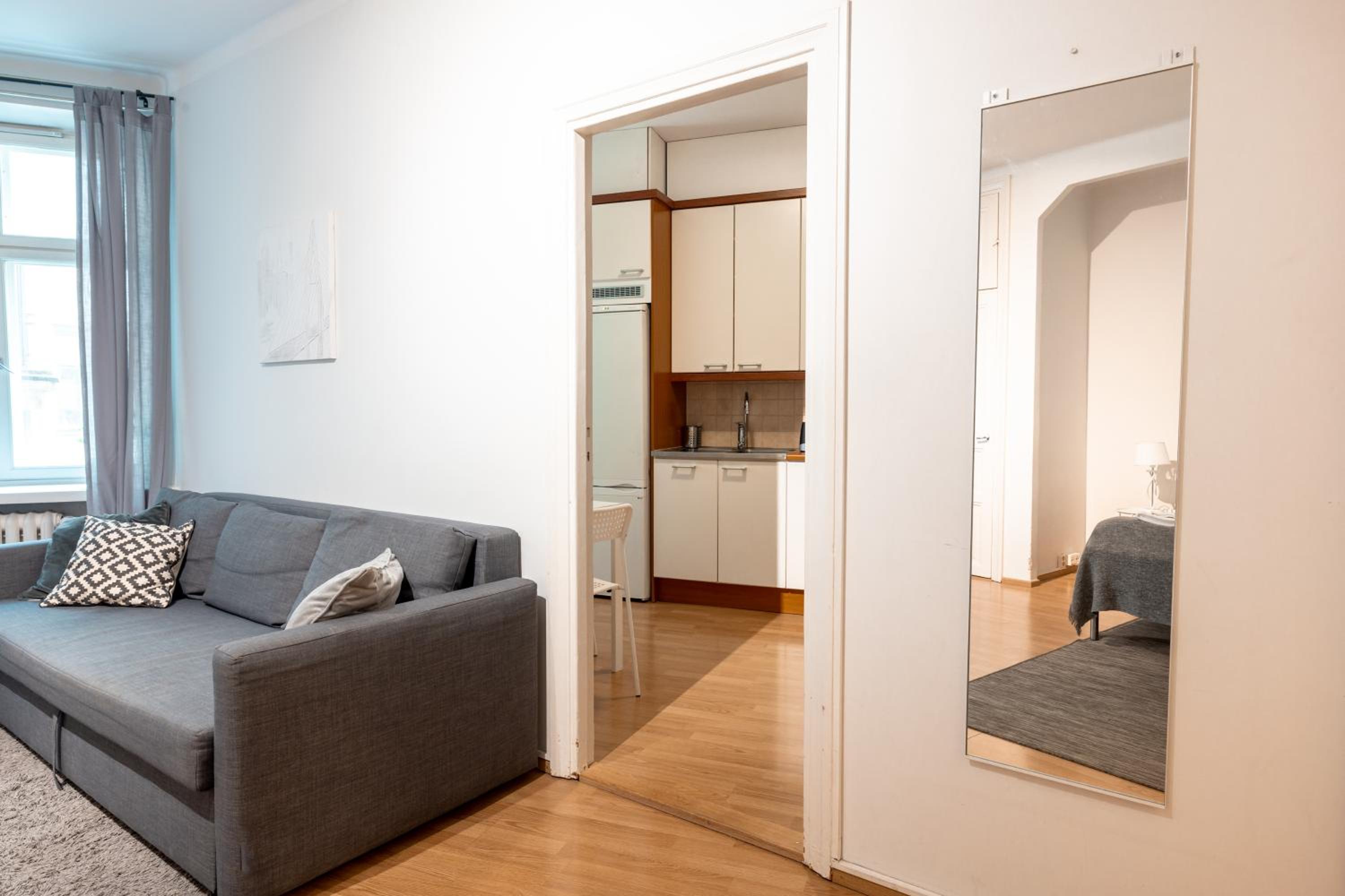 Comfy spacious apartment in Kamppi