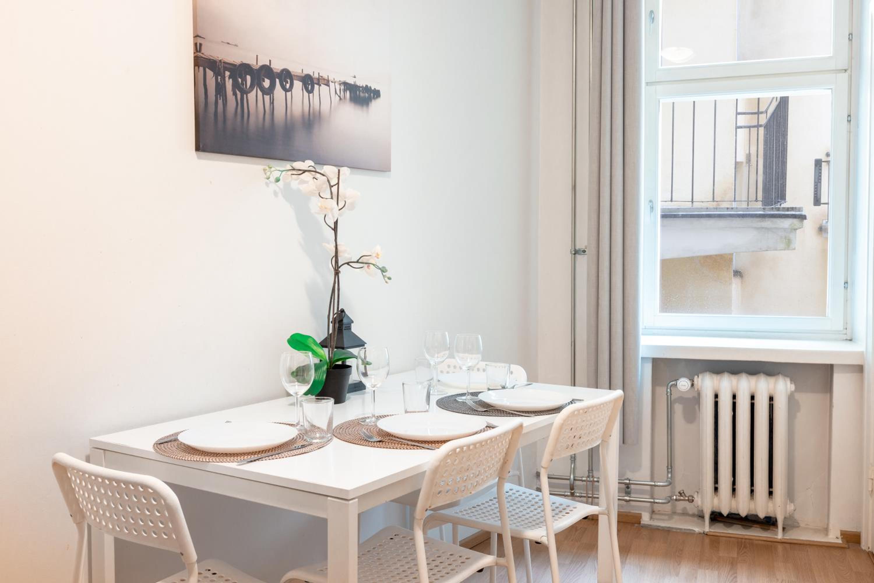 Comfy spacious apartment in Kamppi