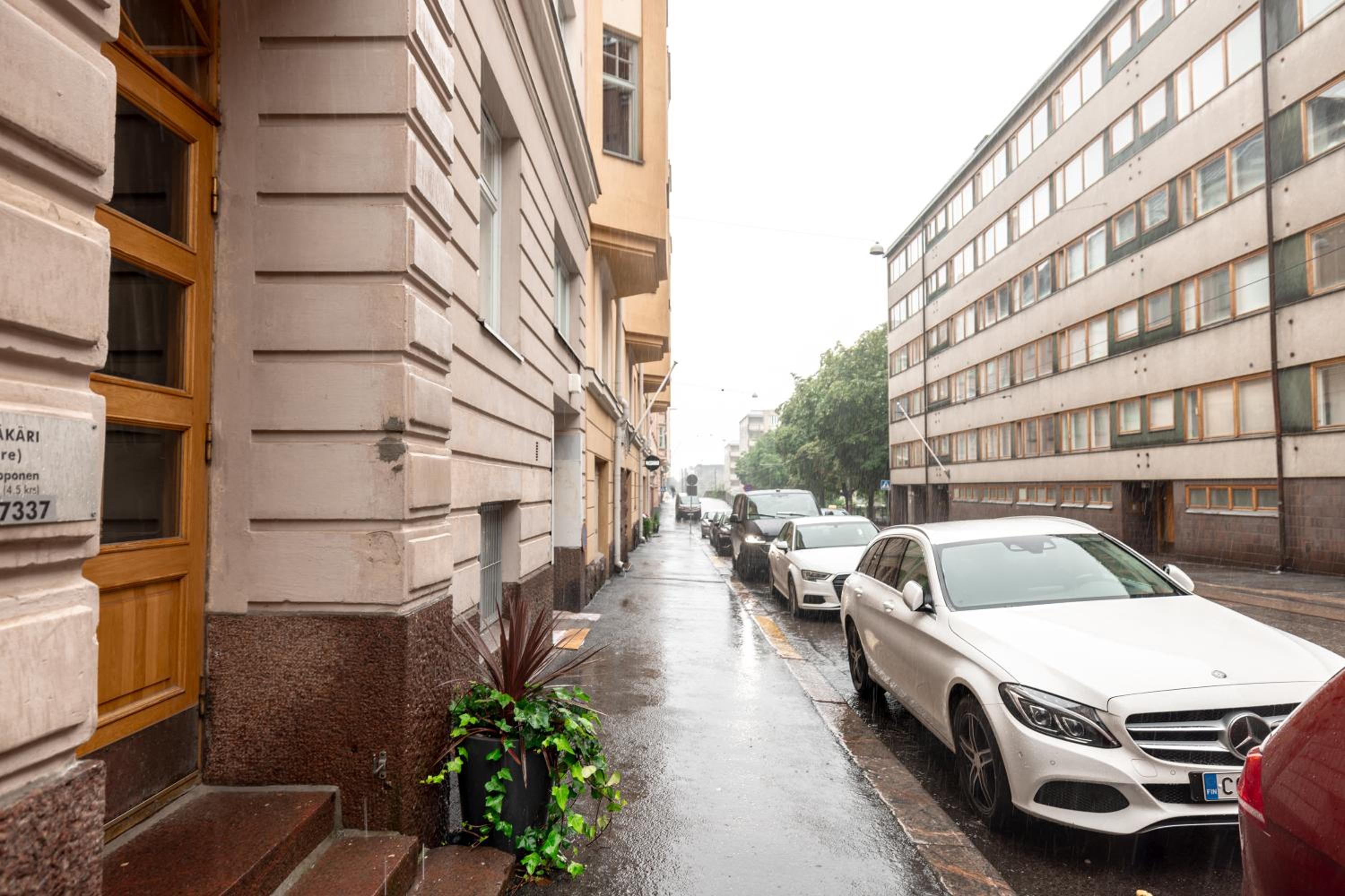 Comfy spacious apartment in Kamppi