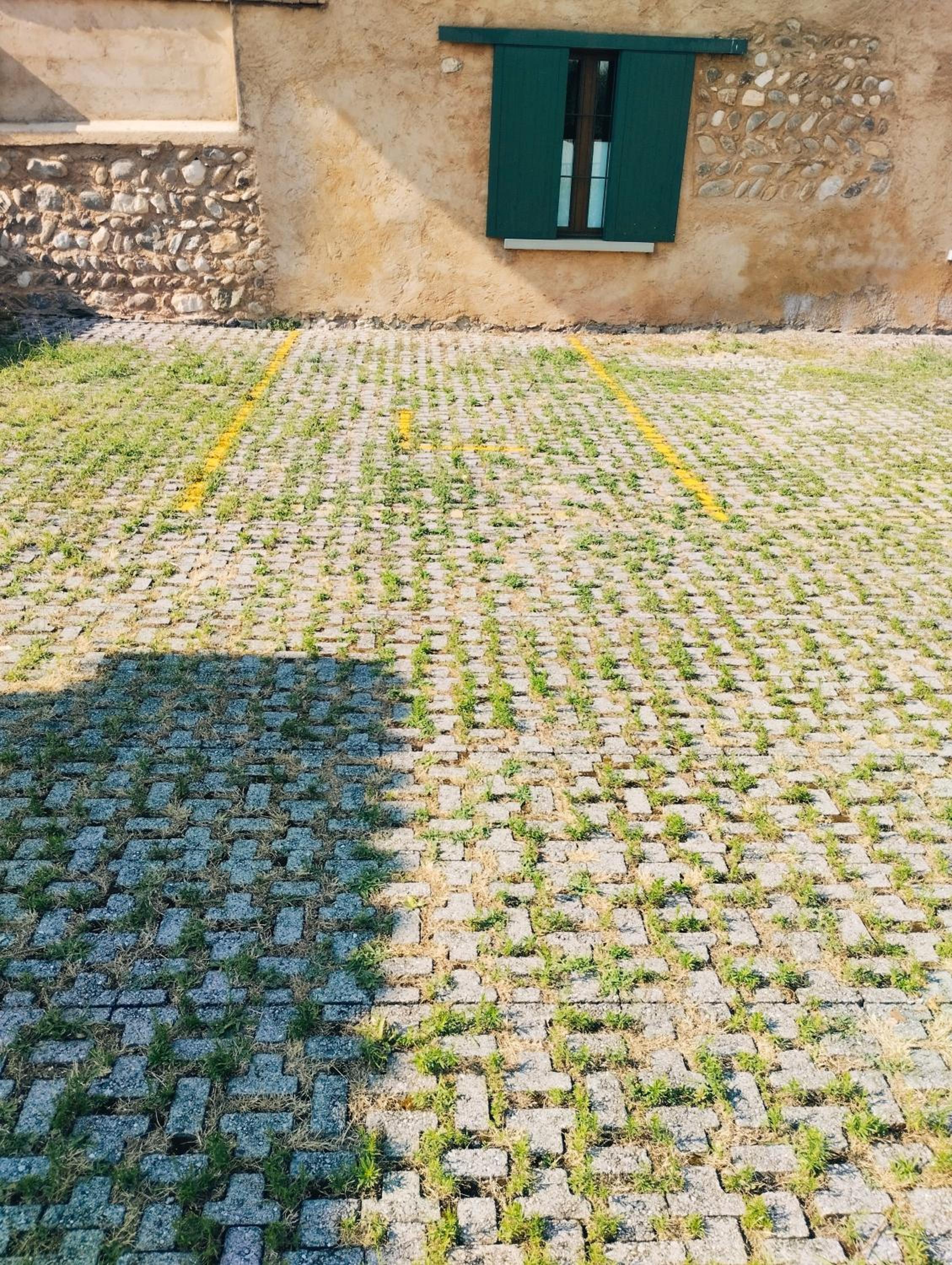 Franciacorta Nuvolinis - Private parking view 3