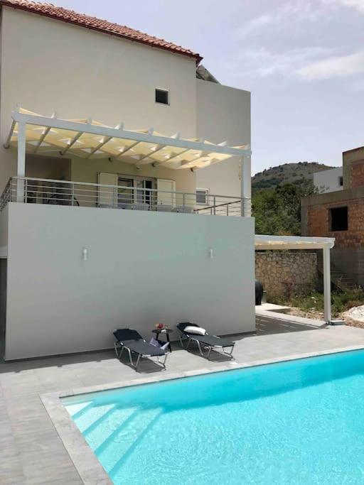 Villa Belam, entre montagne et mer view 4