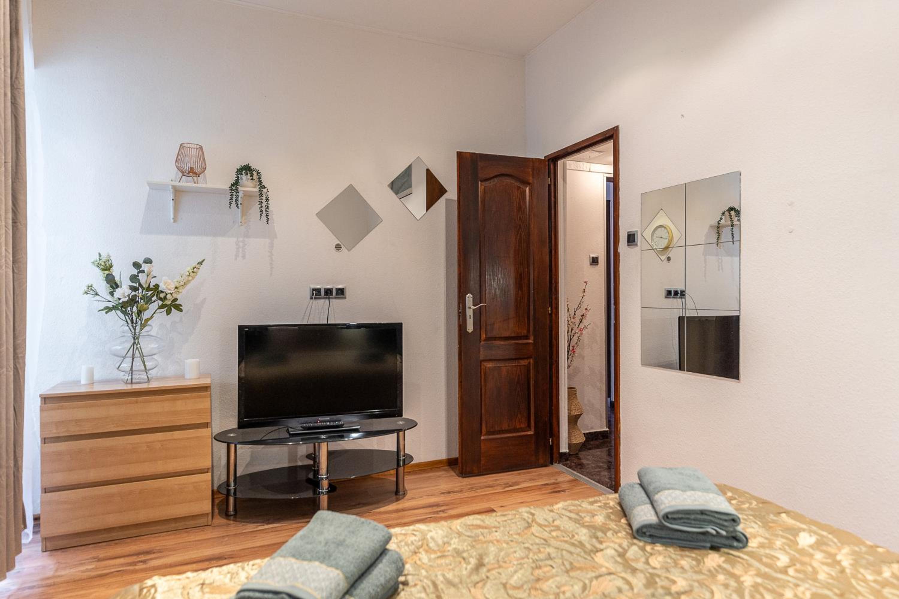 City Vibes Apartment - 3 bdrms view 5