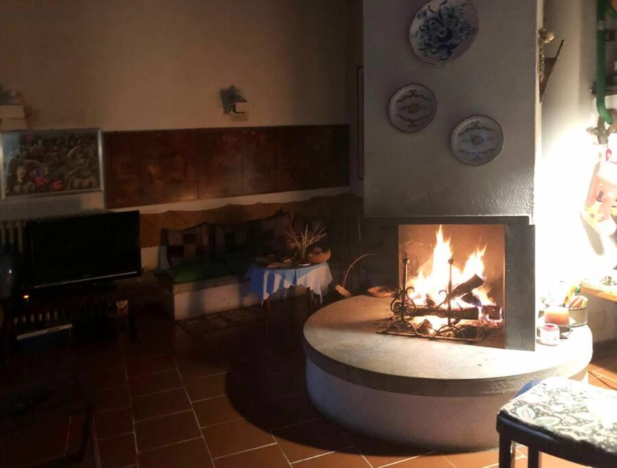 Villa di design nelle colline della Valsesia view 4