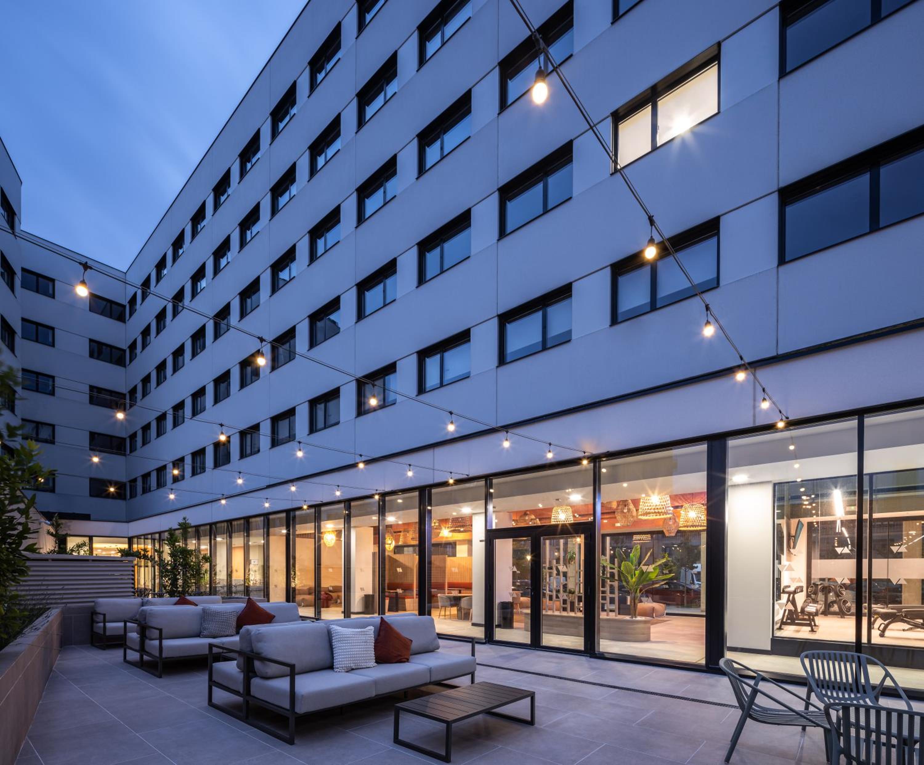 AMRO PAMPLONA Residencia de estudiantes