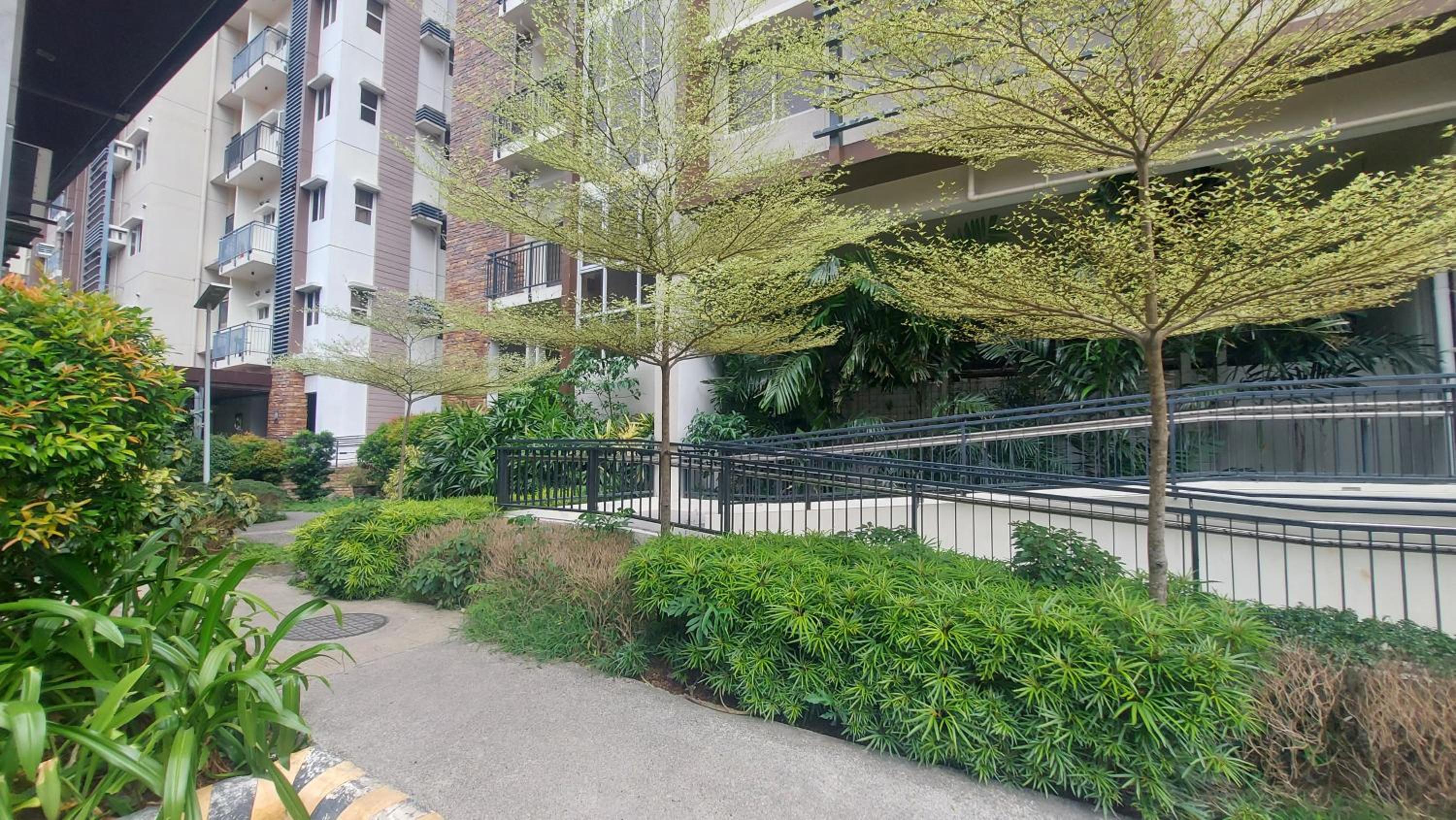 Studio Matina Enclaves condo fully furnished