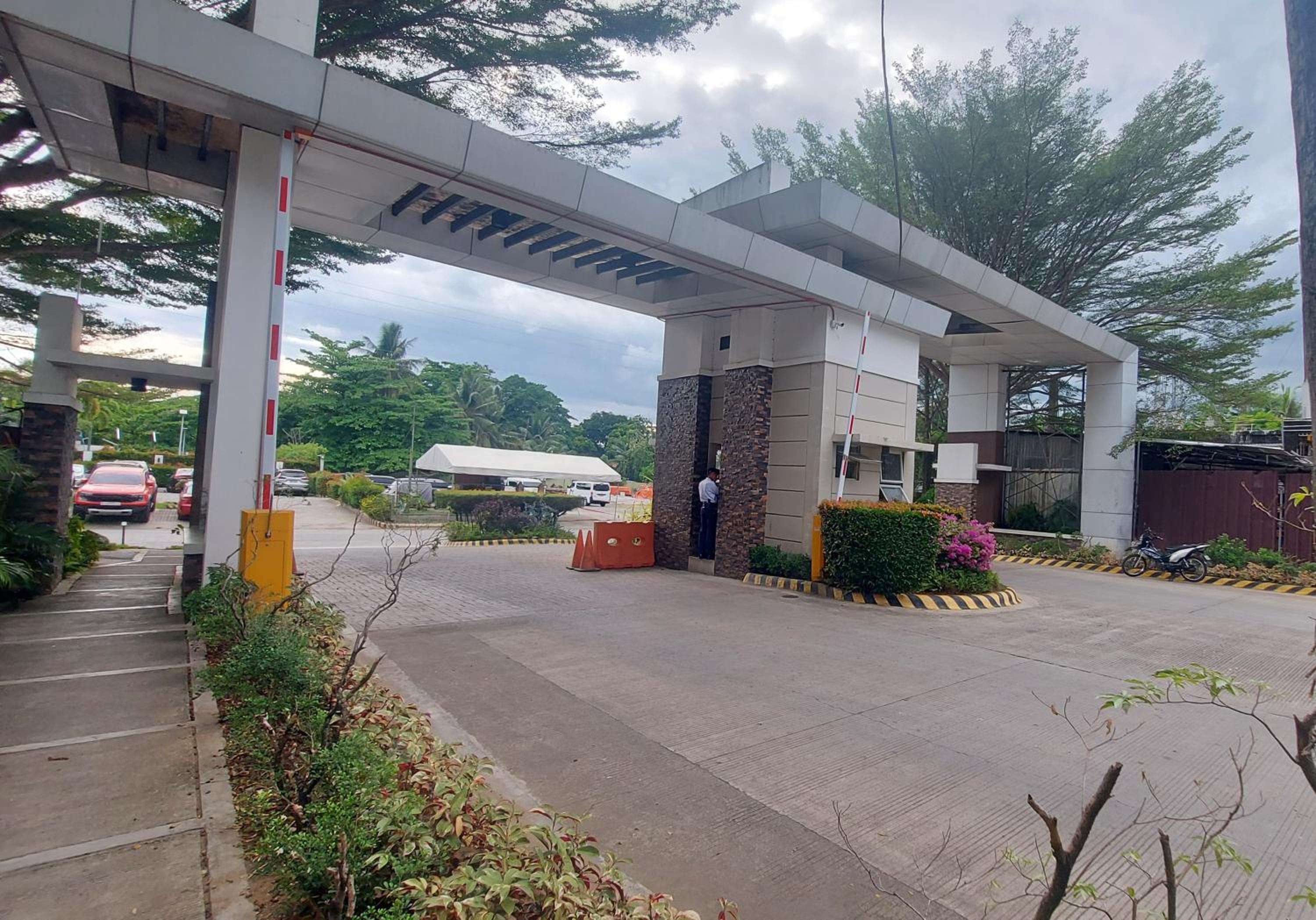Studio Matina Enclaves condo fully furnished