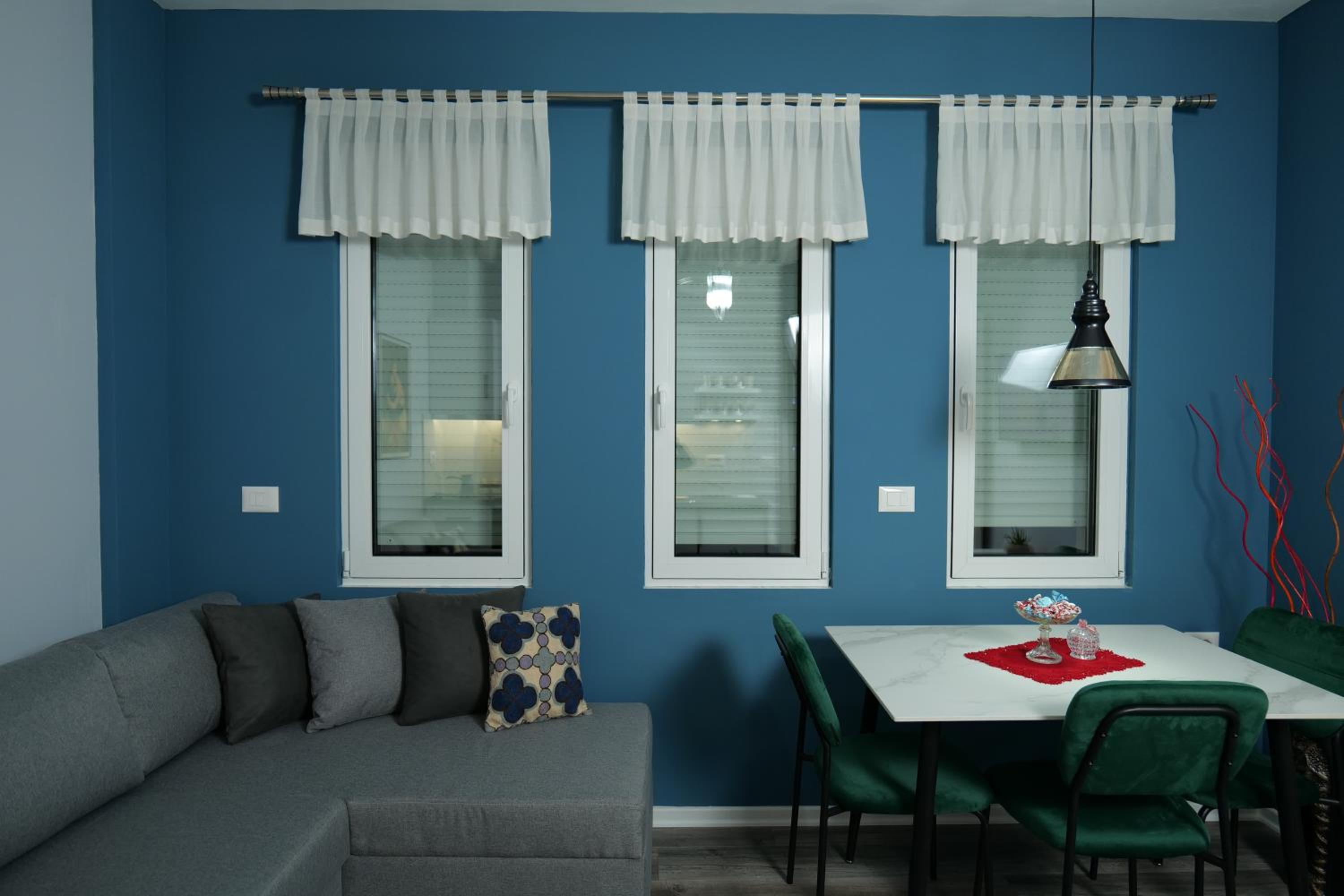 Travelers' Korça Home