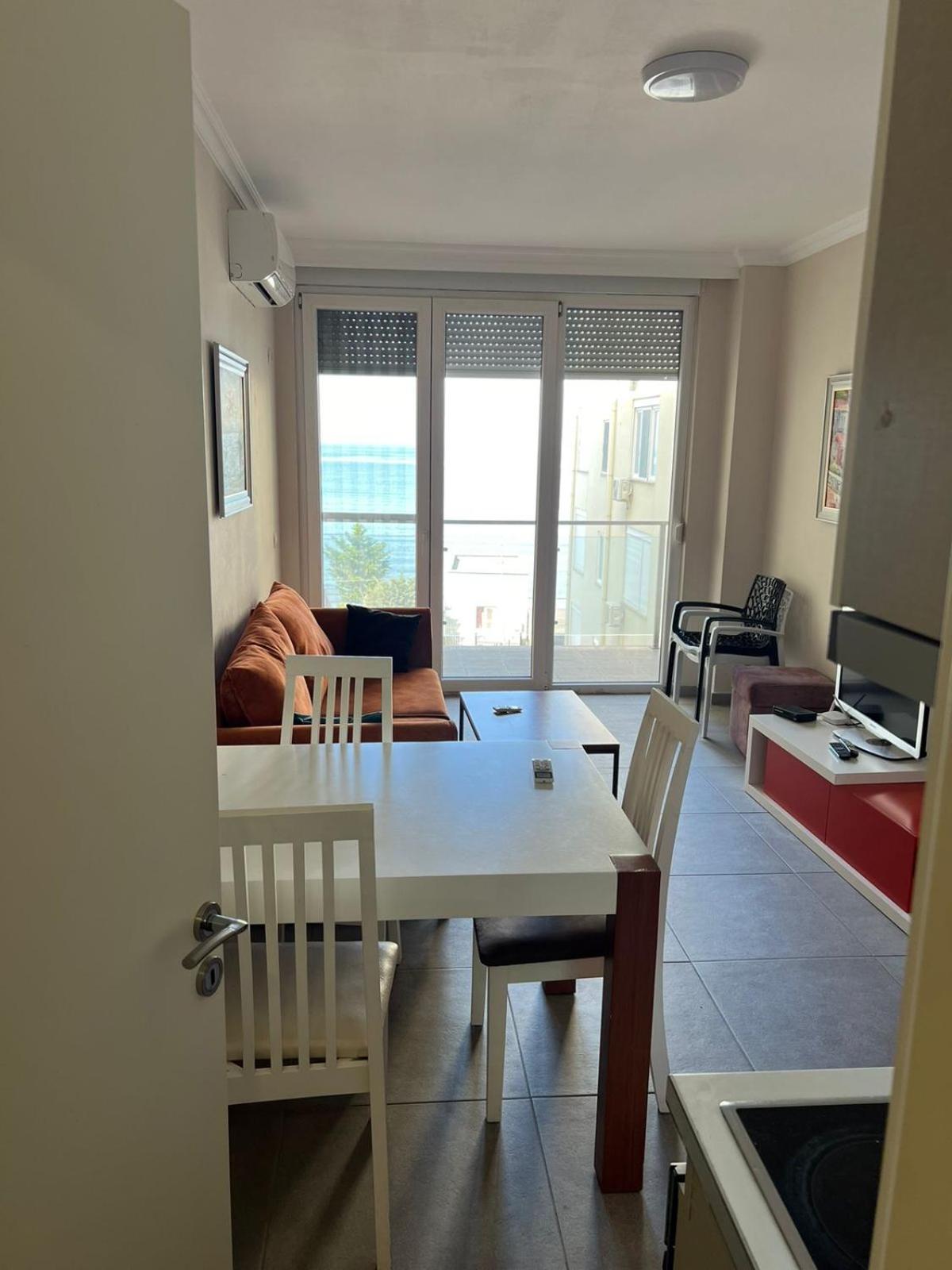 shengjin apartaments