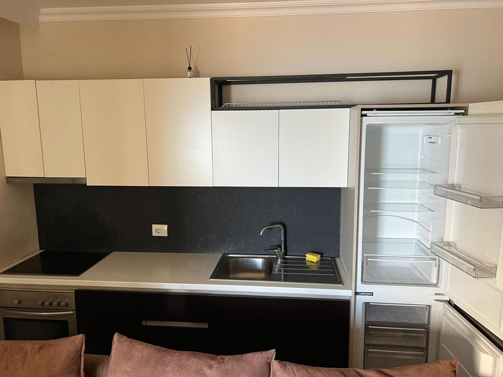 shengjin apartaments
