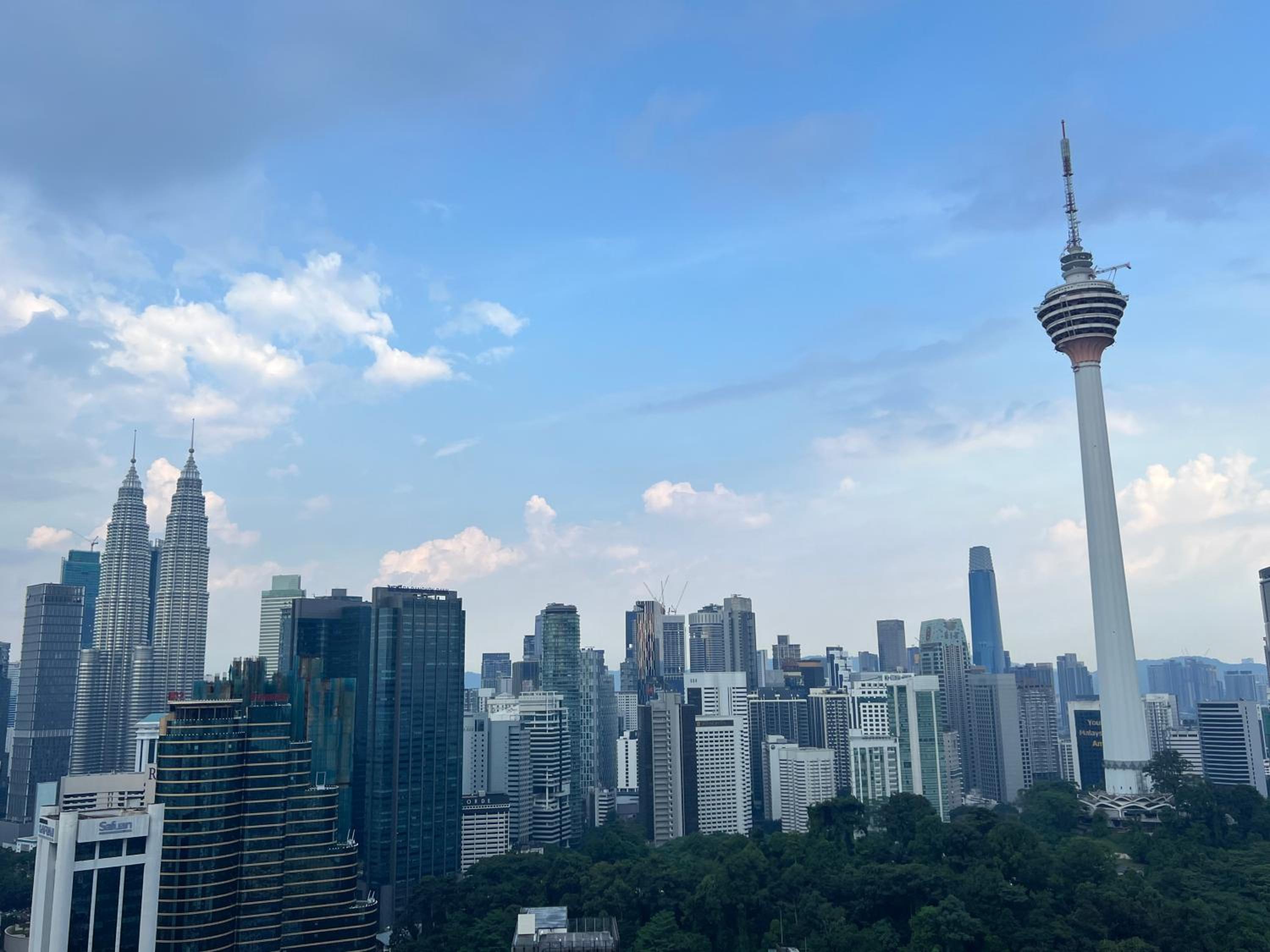 Anggun KL MY