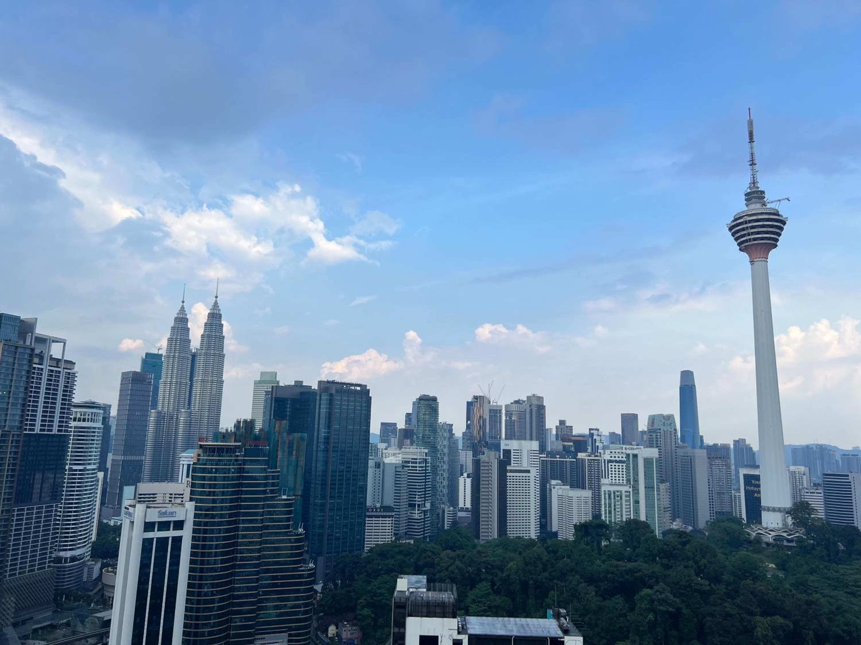 Anggun KL MY