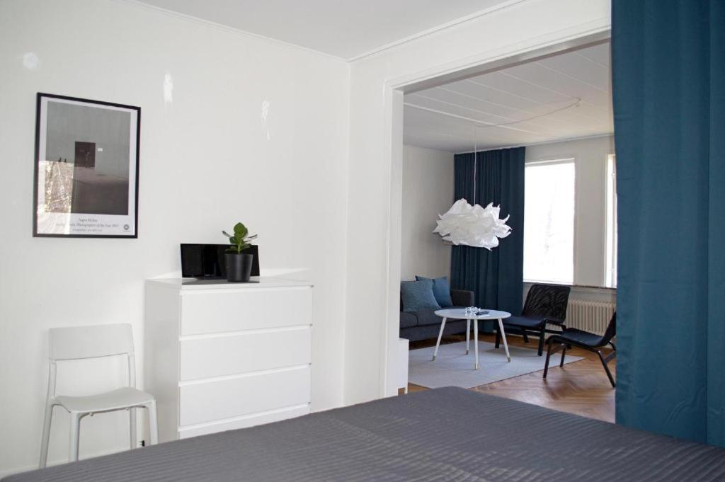 Basement Lounge