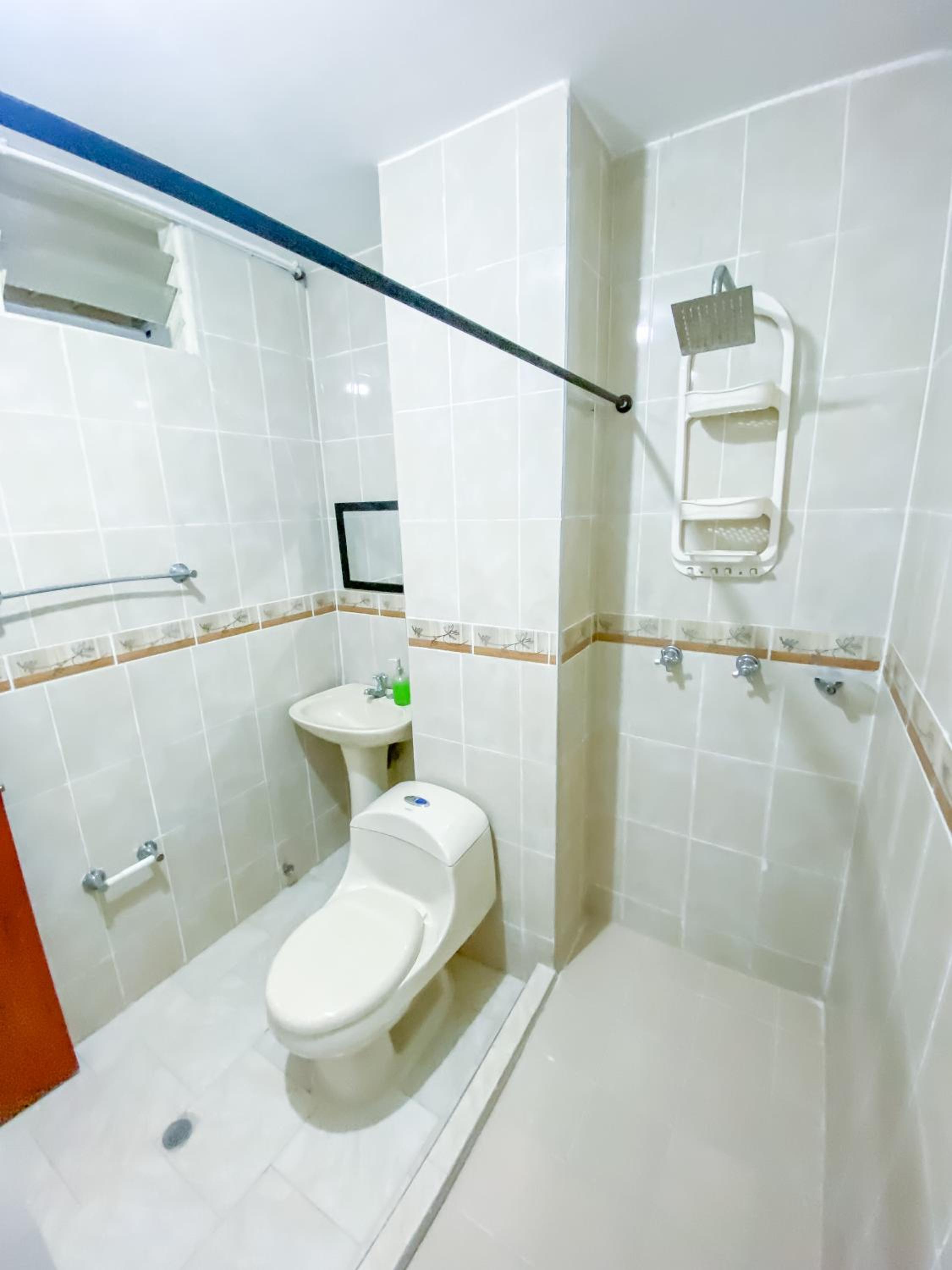 Casa de 4 habitaciones, excelente ubicación