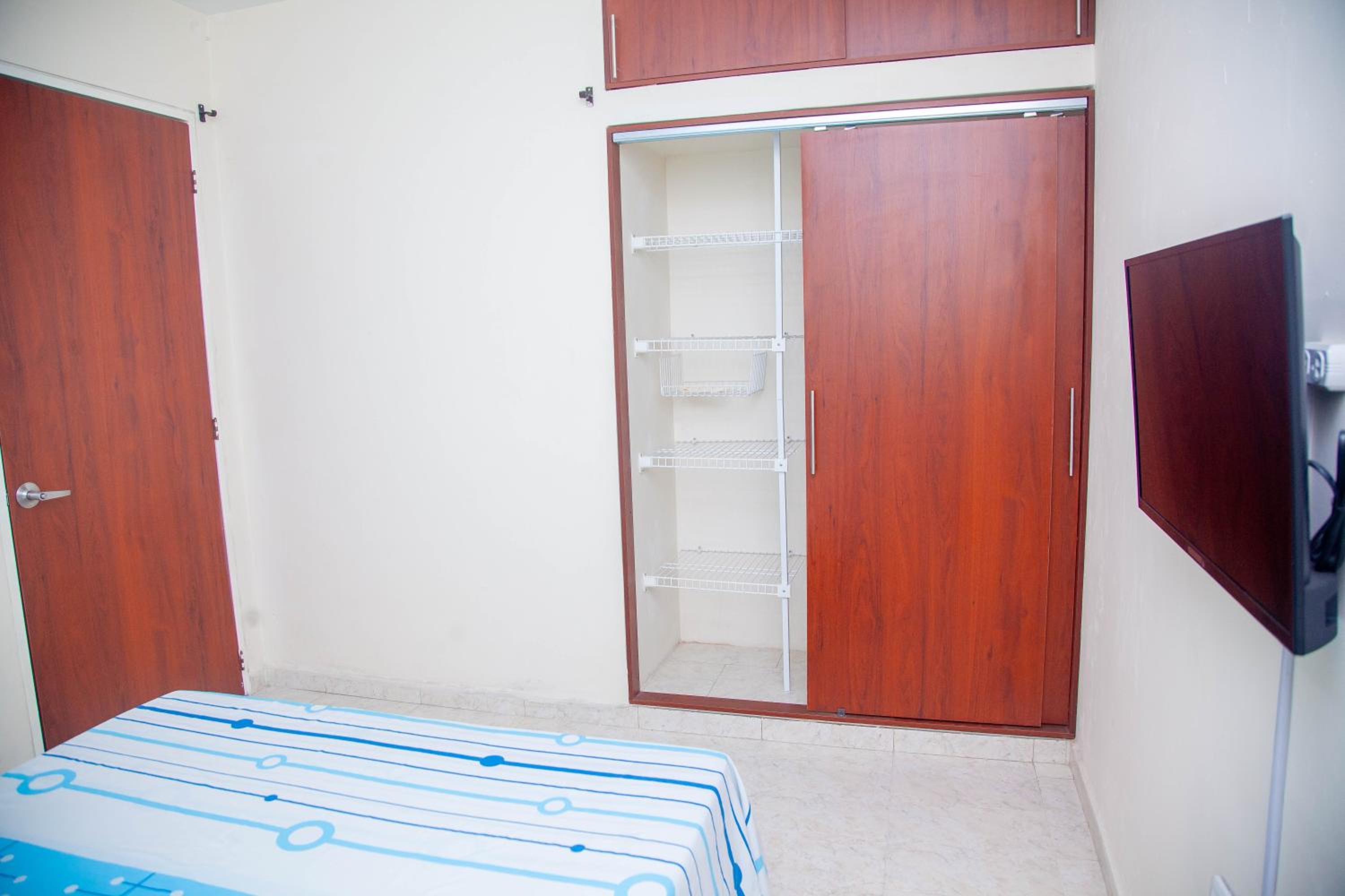 Casa de 4 habitaciones, excelente ubicación