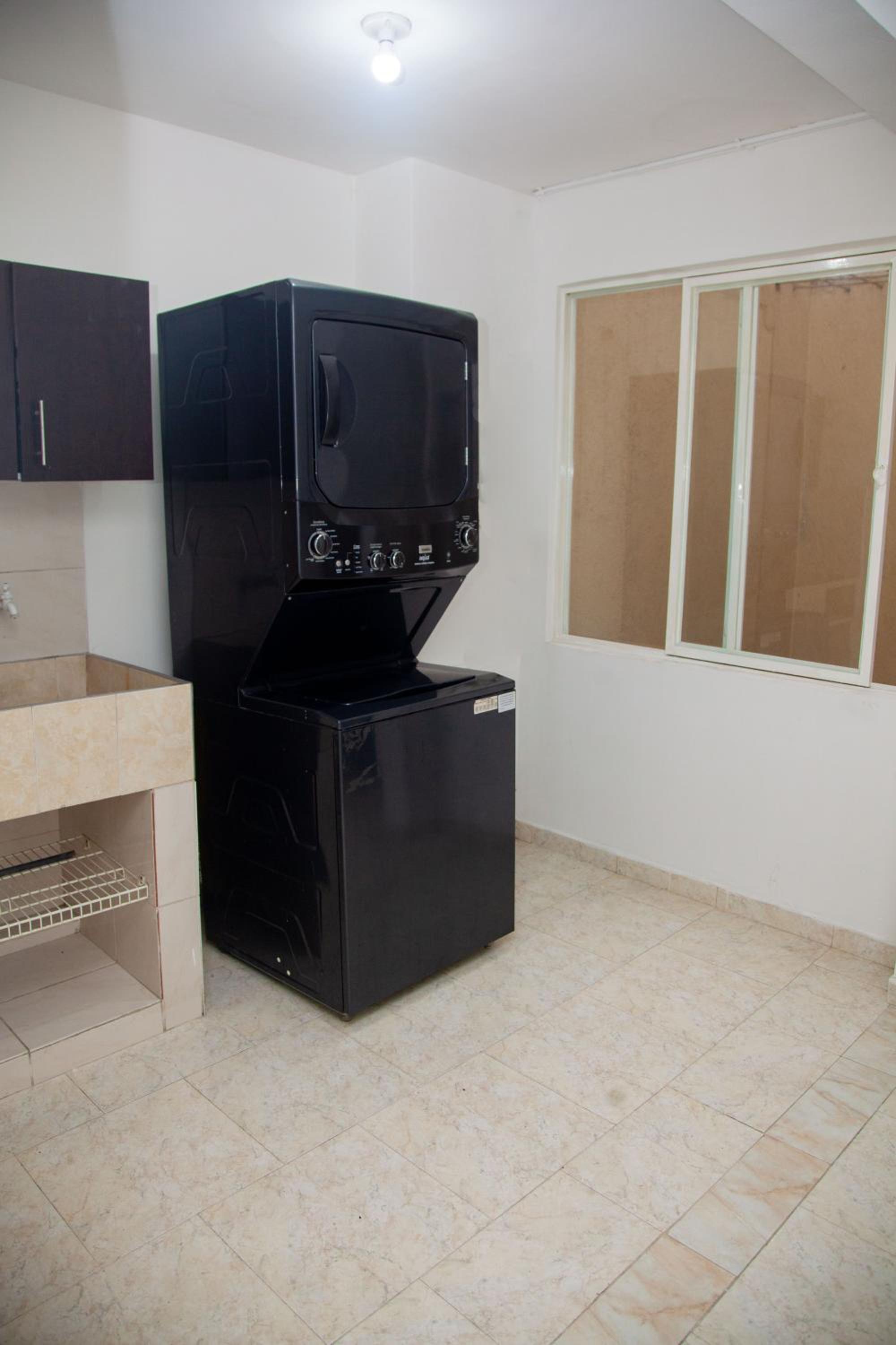 Casa de 4 habitaciones, excelente ubicación