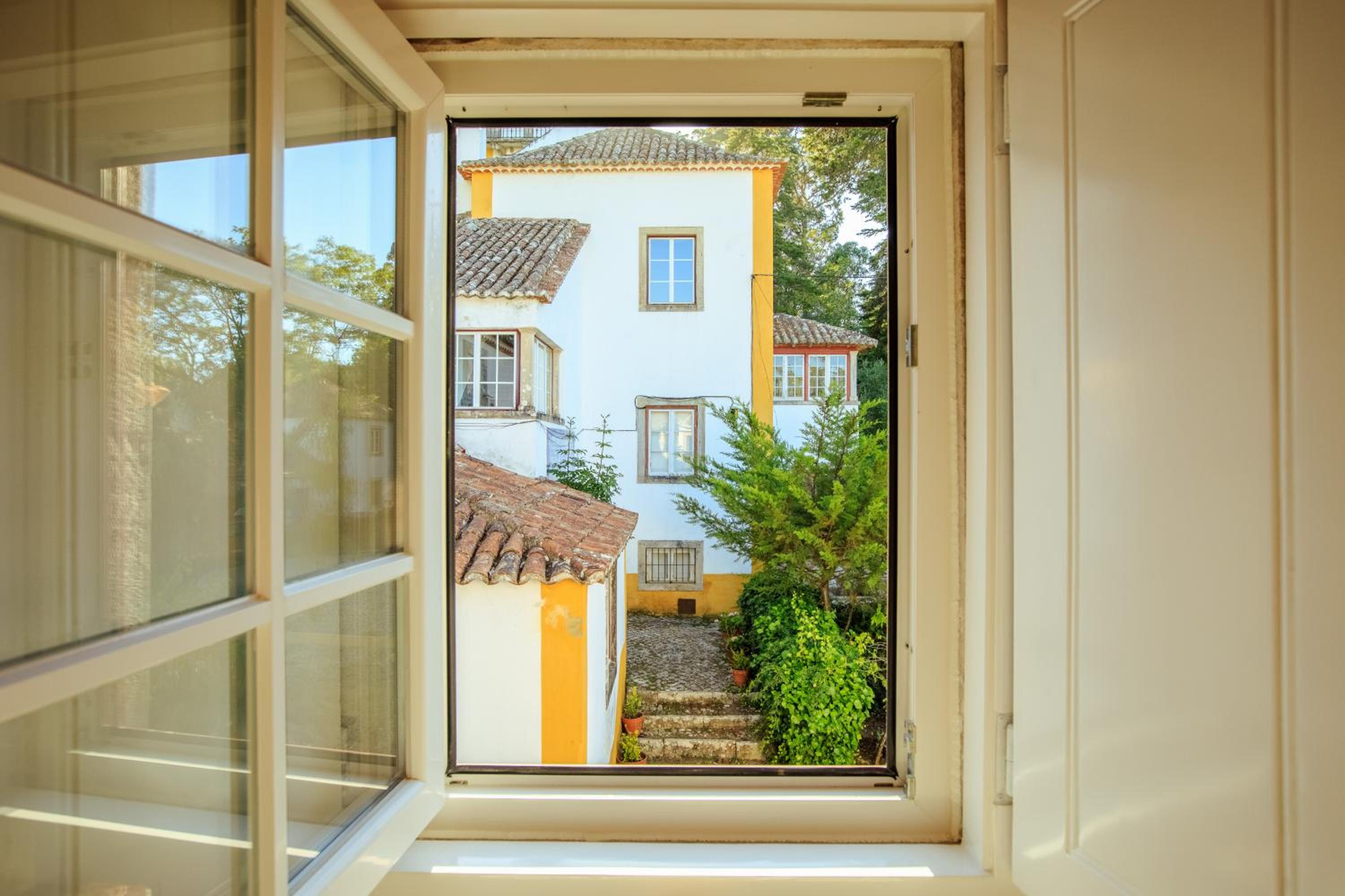Sintra Unique view 3