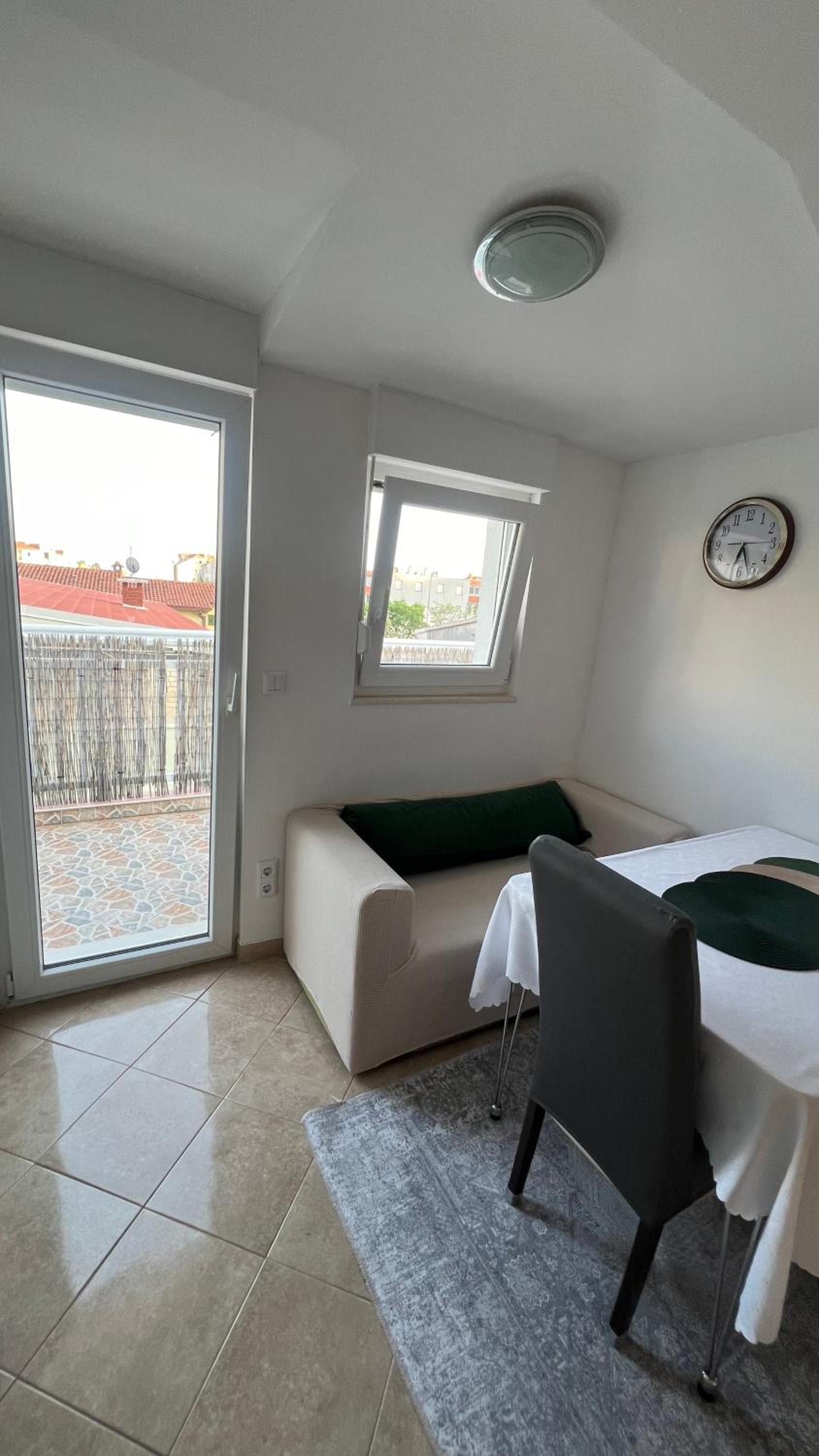 Apartments Neven photo 4