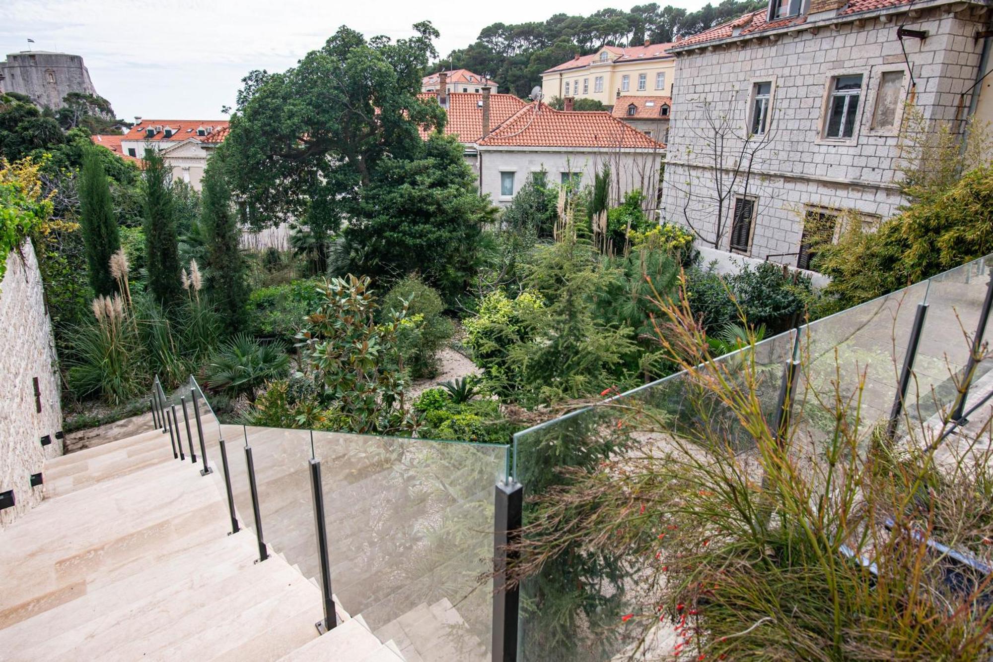 SECRET GARDEN APARTMENT by DuHomes