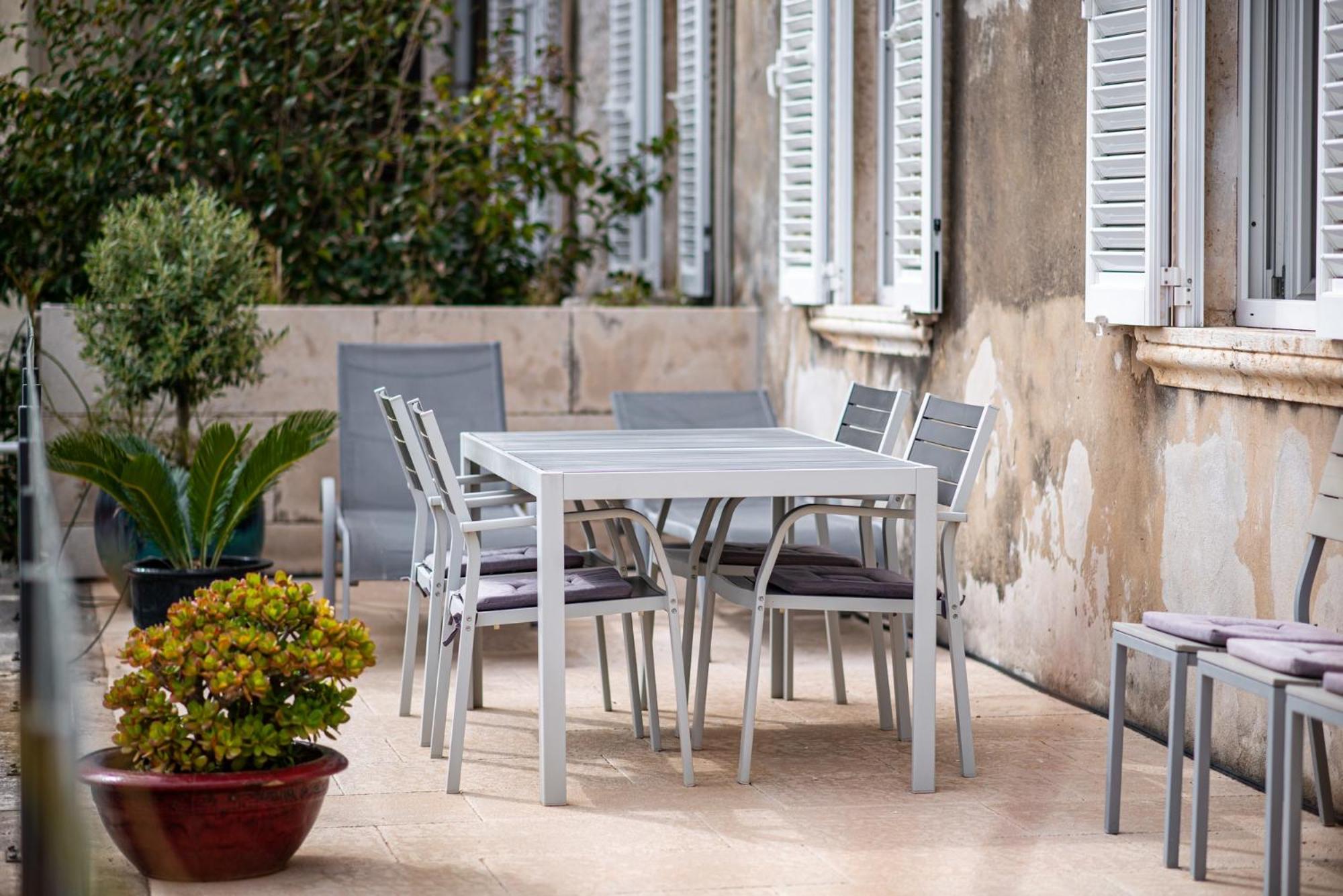 SECRET GARDEN APARTMENT by DuHomes