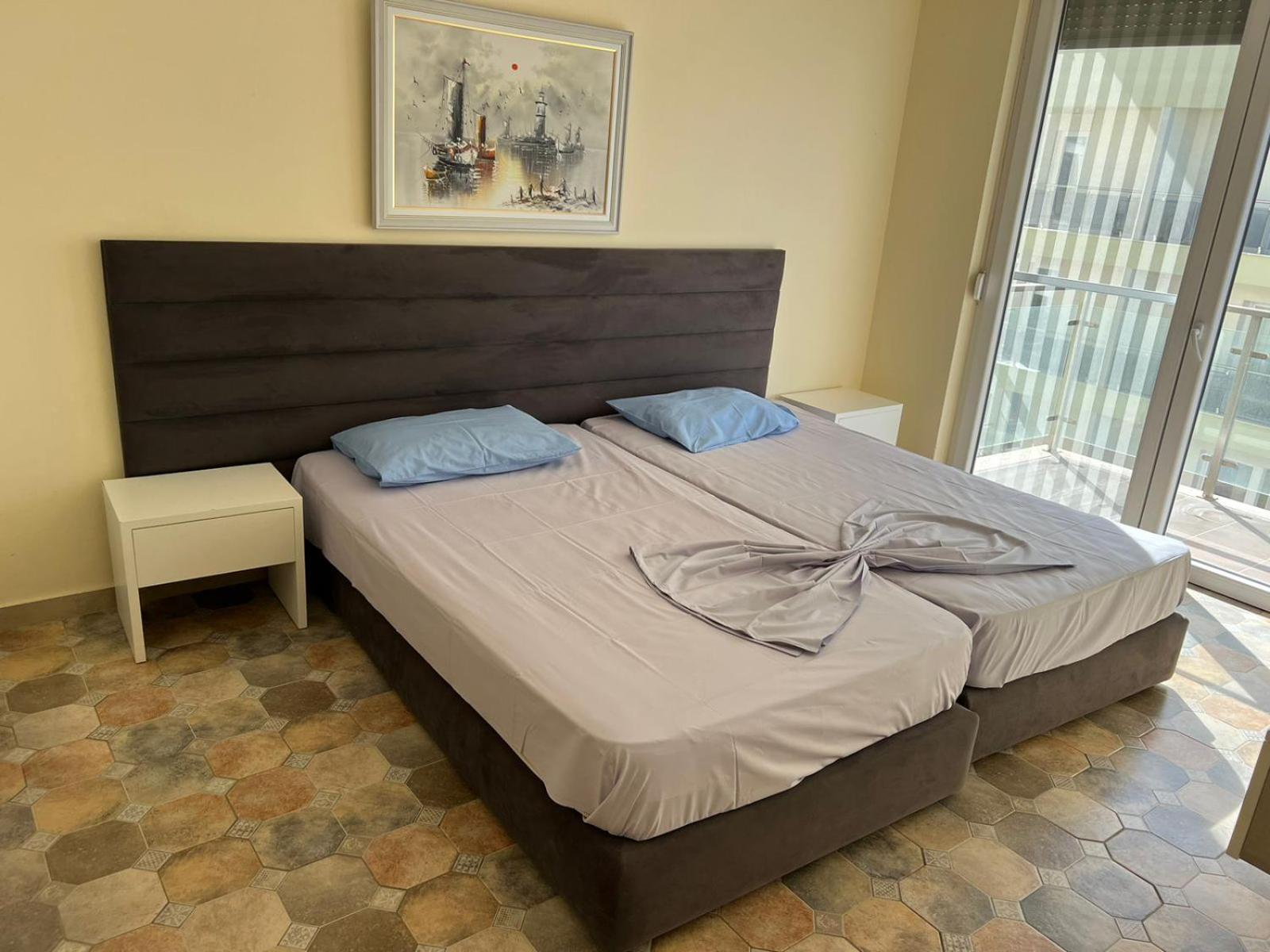 shengjin apartaments