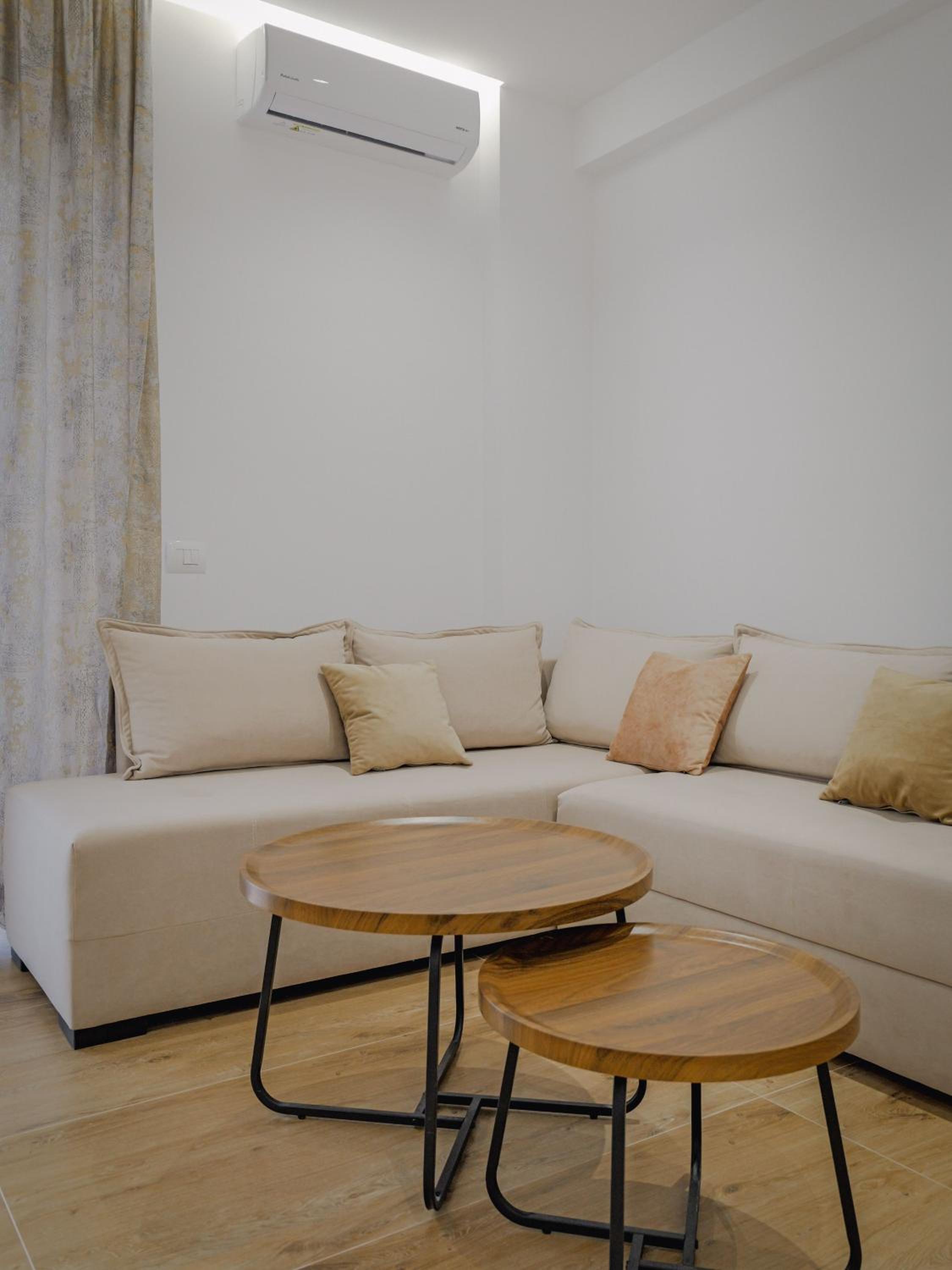 Rubi Apartments