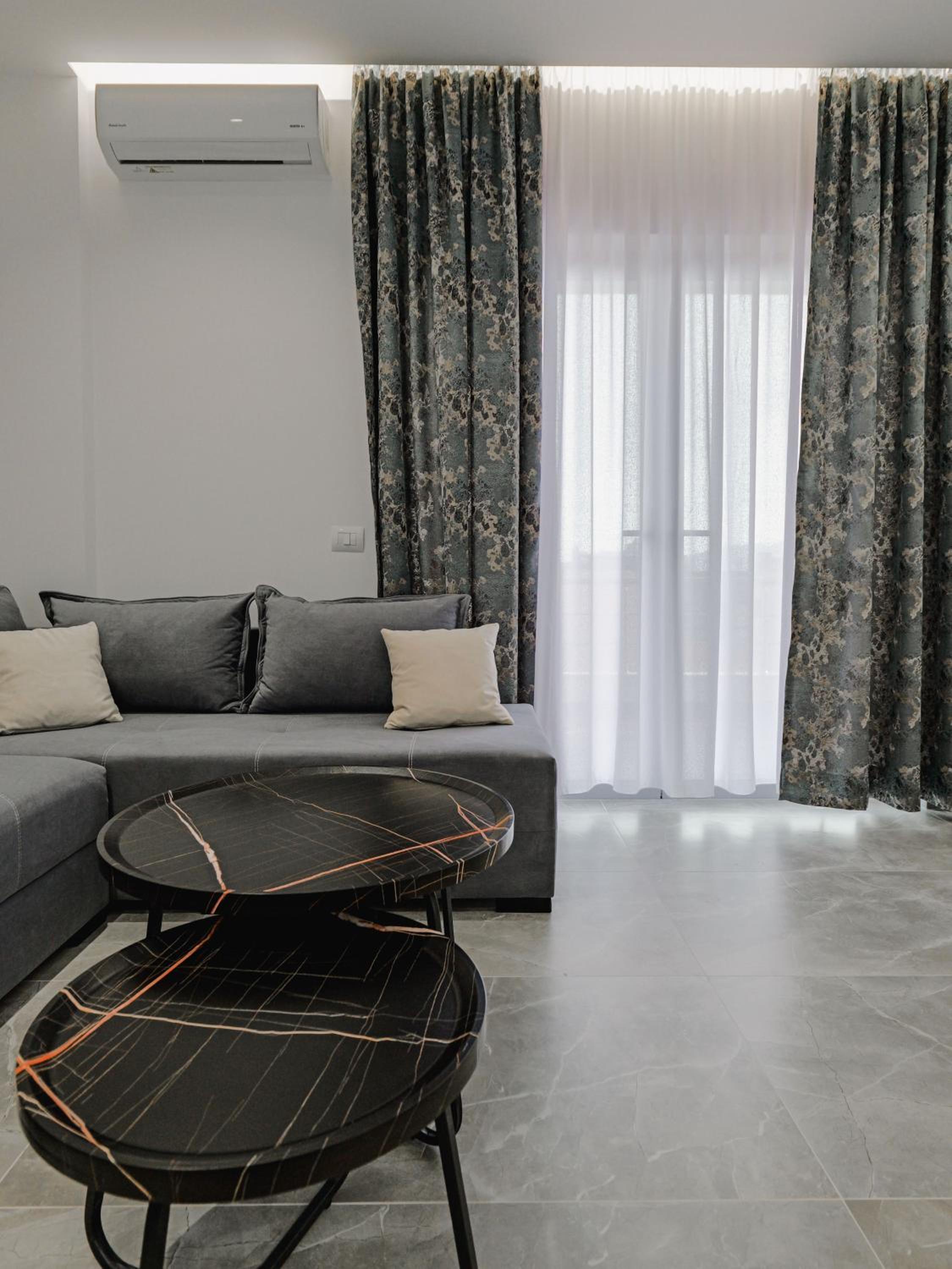 Rubi Apartments