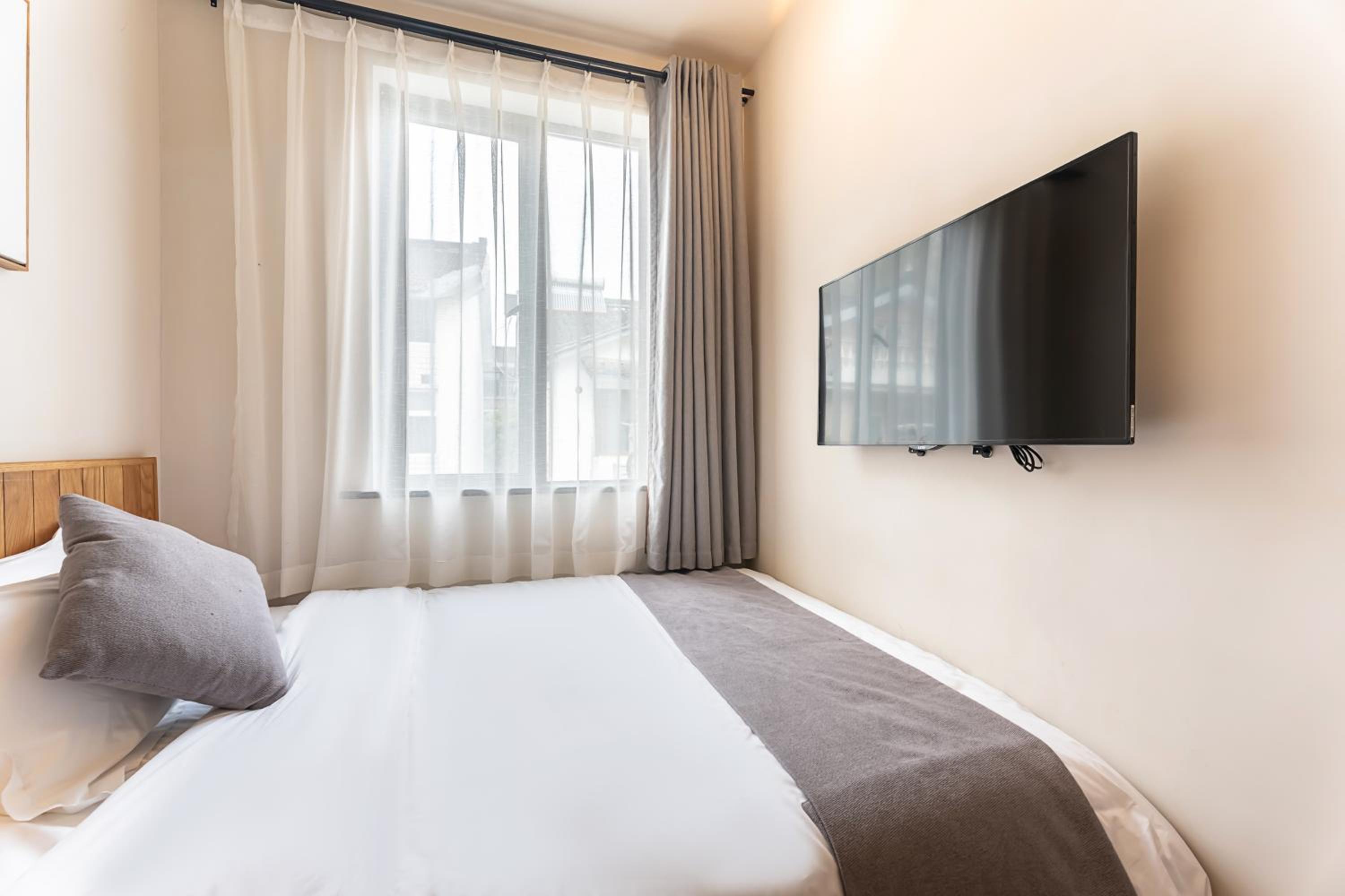 Hangzhou West Lake Yueshang Yunshe Boutique Homestay