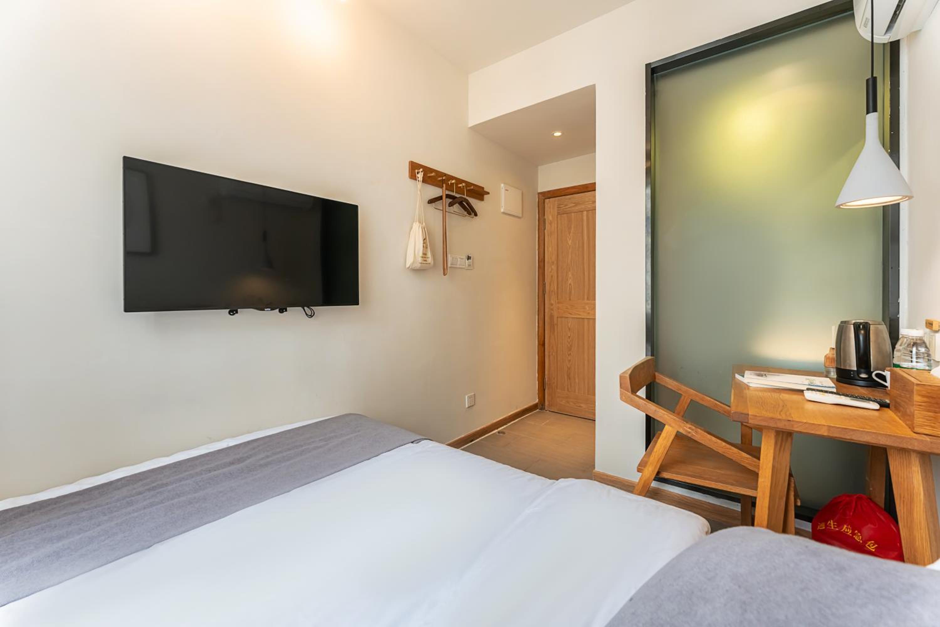 Hangzhou West Lake Yueshang Yunshe Boutique Homestay