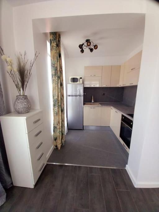 Luxury Apartment two bedrooms Paul Sеzanne
