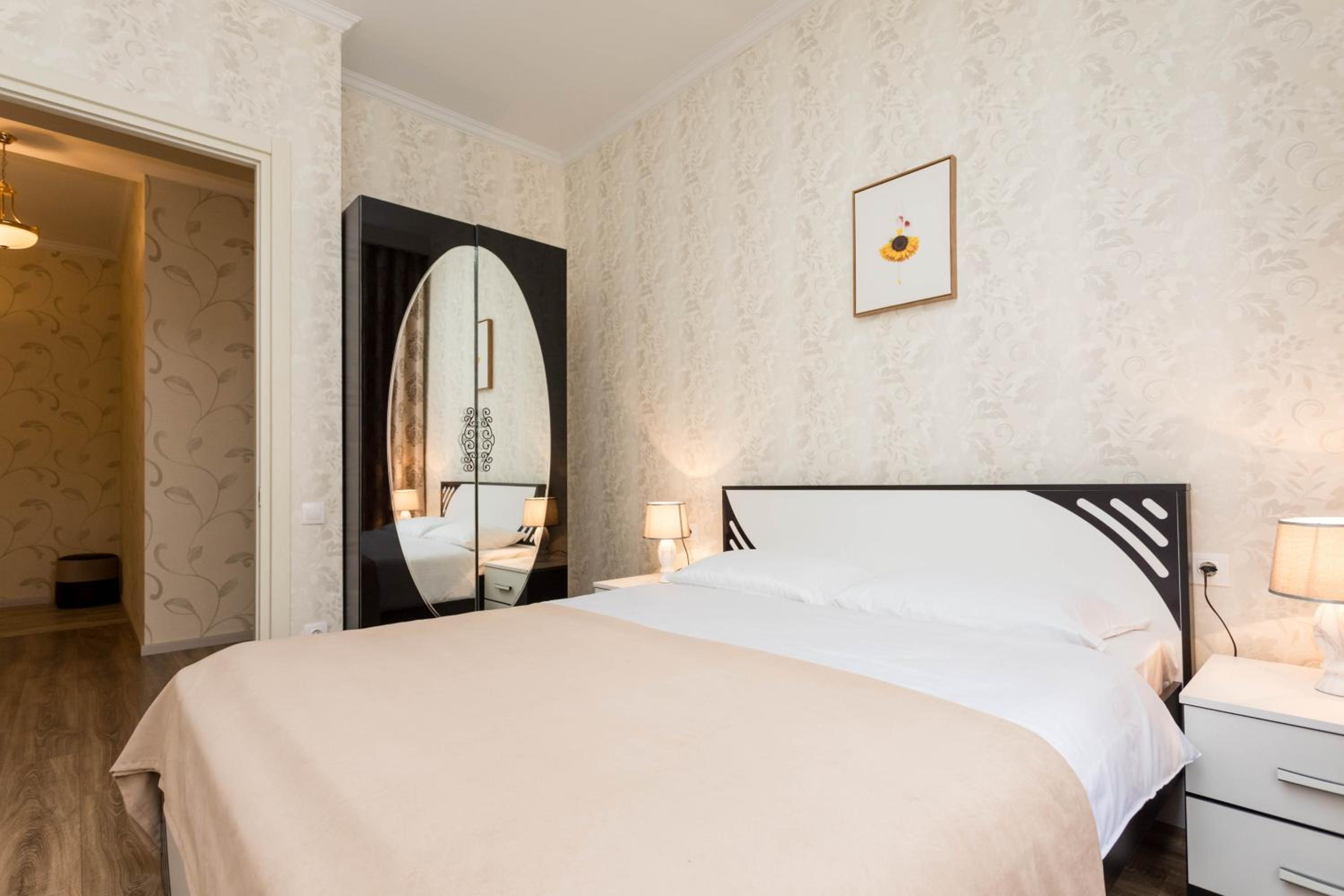 Fabulous Location Apartment