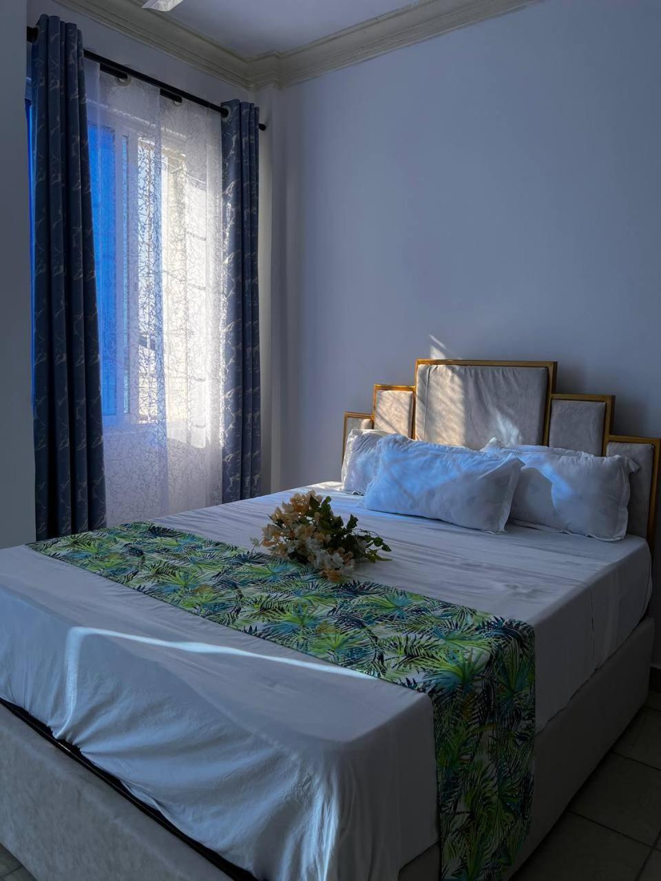 Mombasa 2 Bedroom Apartment "Serian Place" - Bamburi view 2