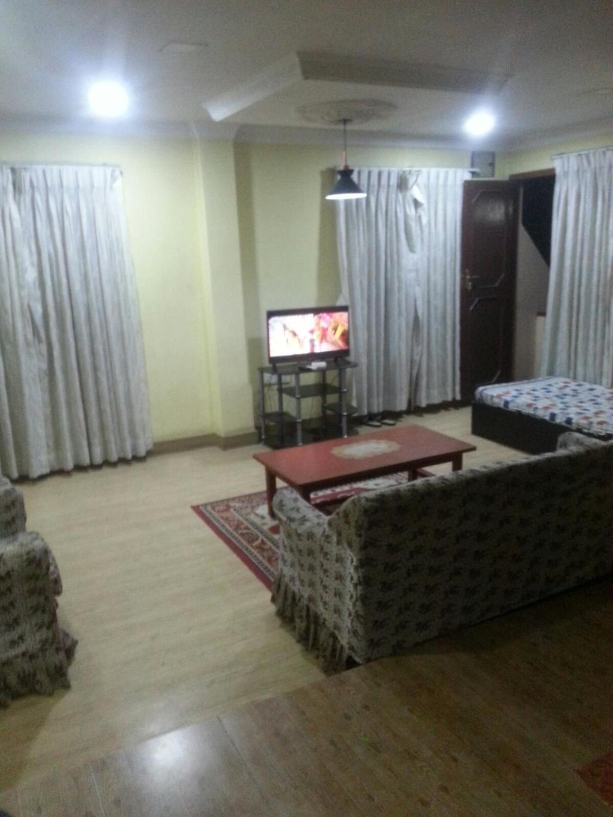 Photo 9