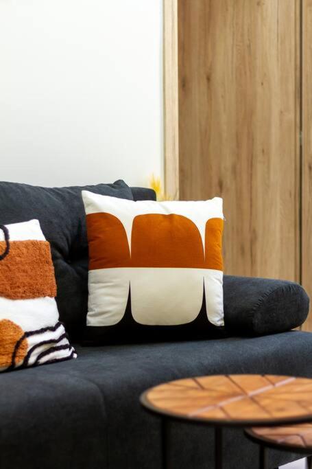 Harmonic Audio Hideaway by NW view 4
