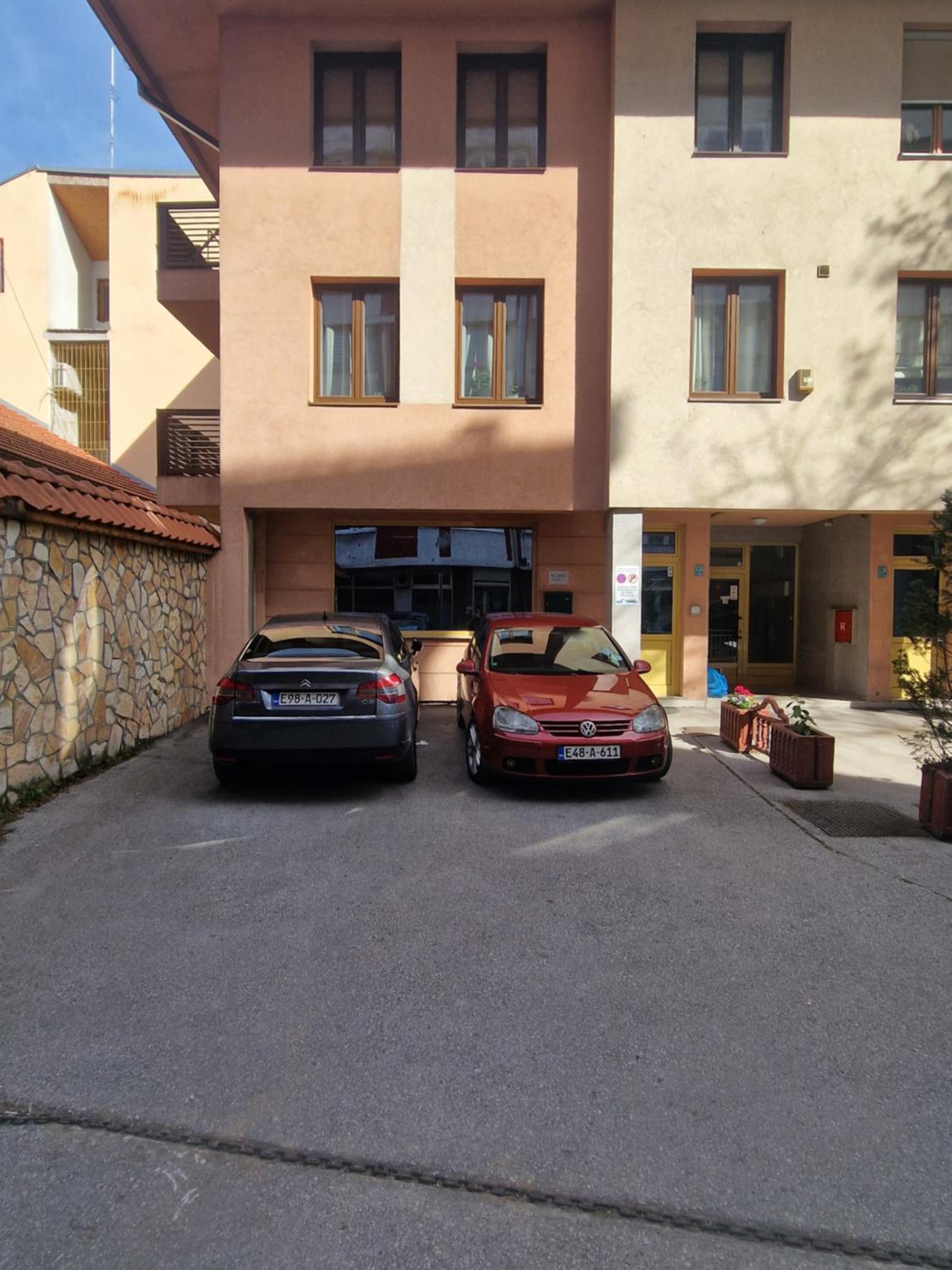 7 Brothers Apartment