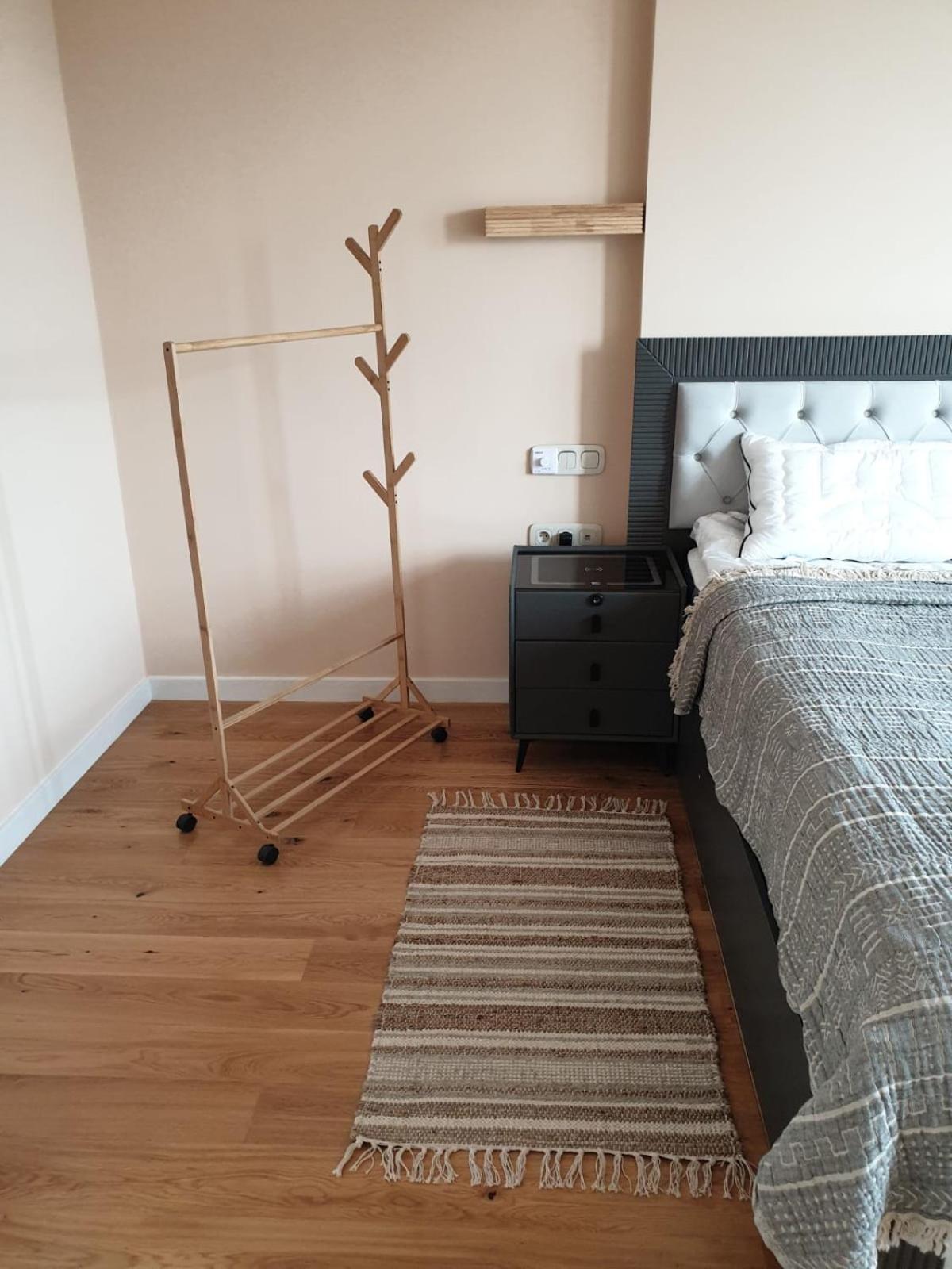 RARE FIND! UNBEATABLE LOCATION! FIVE STARs, SPARKLING APARTMENT IN THE HEART OF YEREVAN!