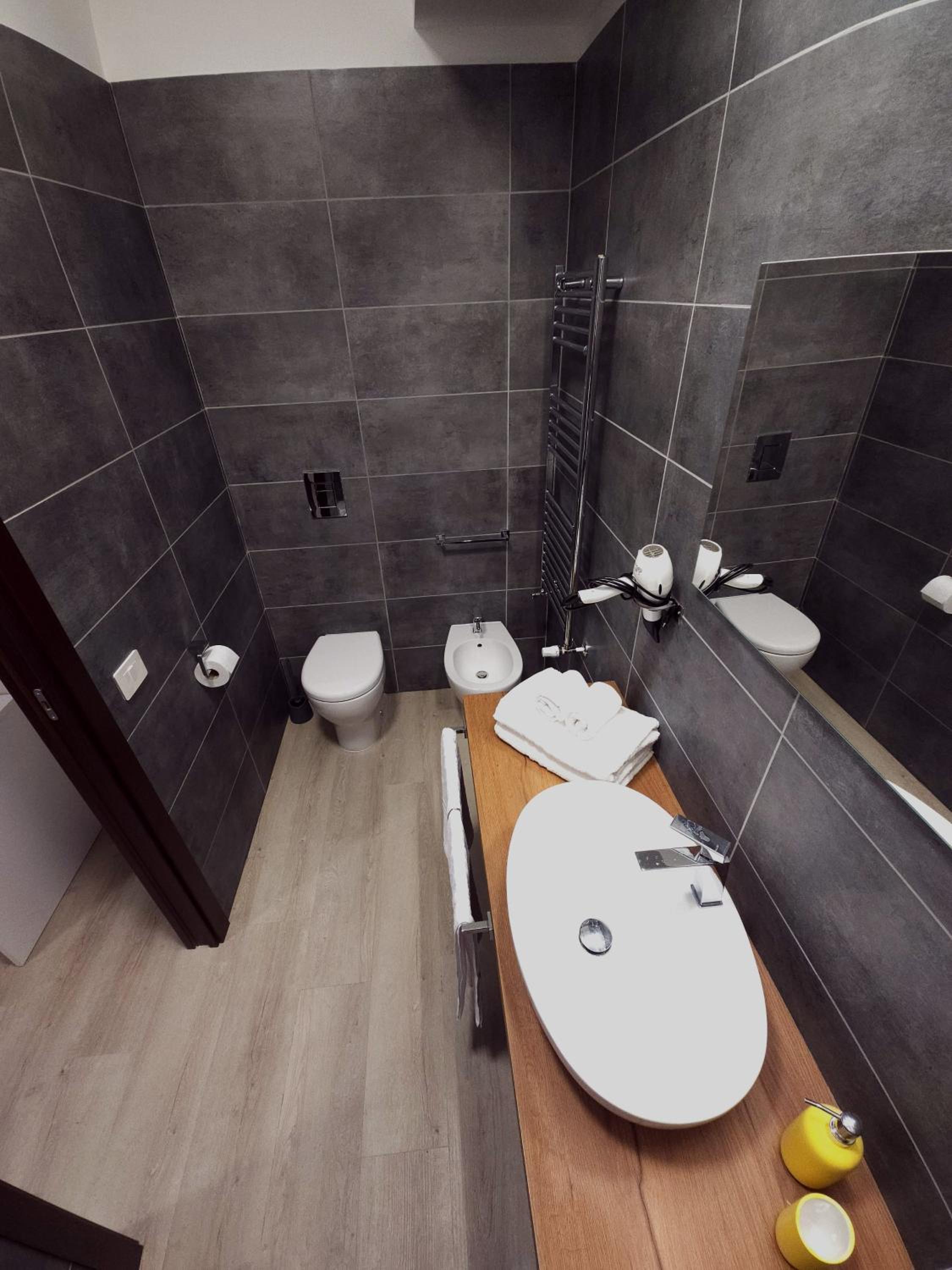 Piol Guest House