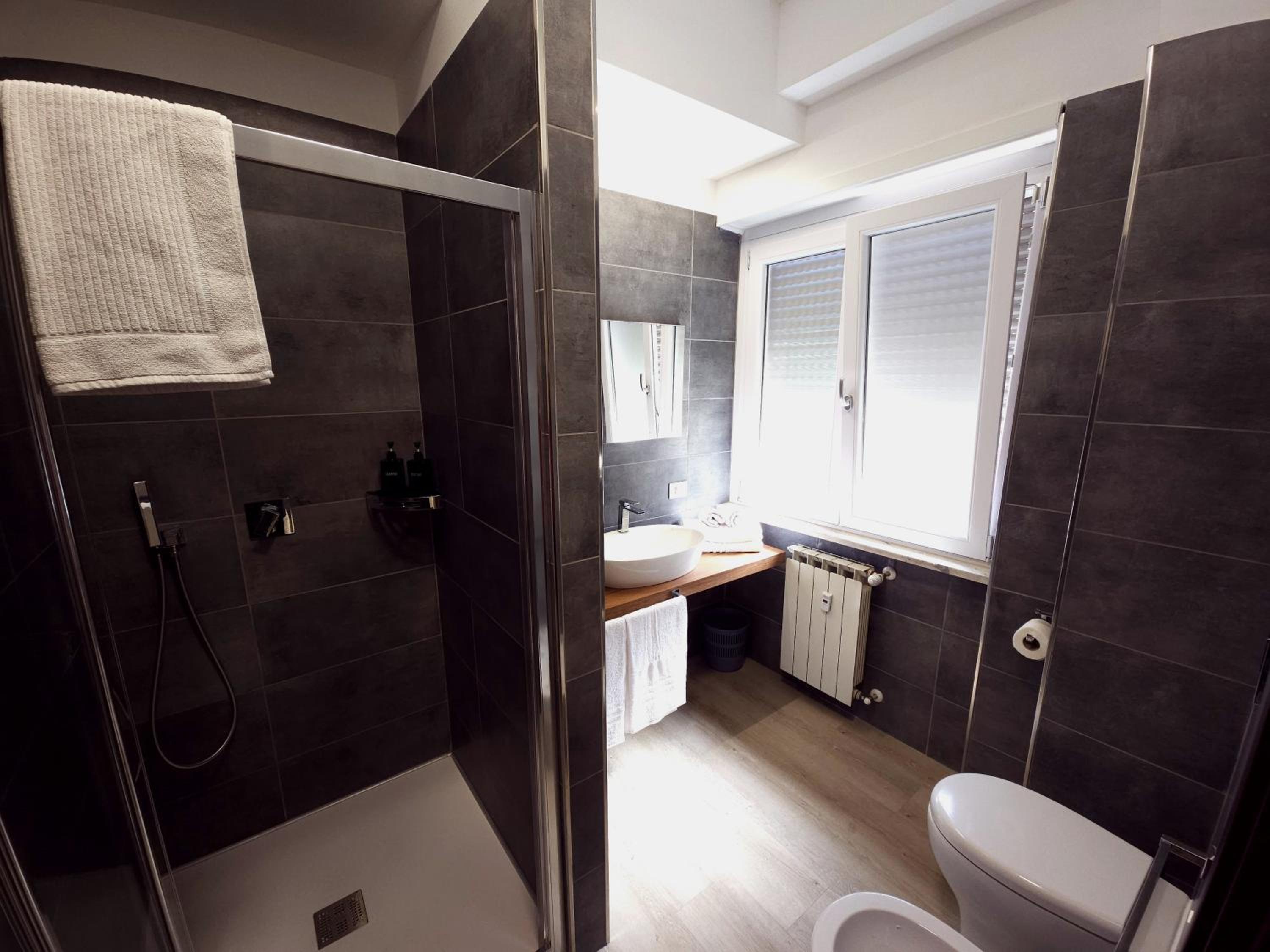 Piol Guest House