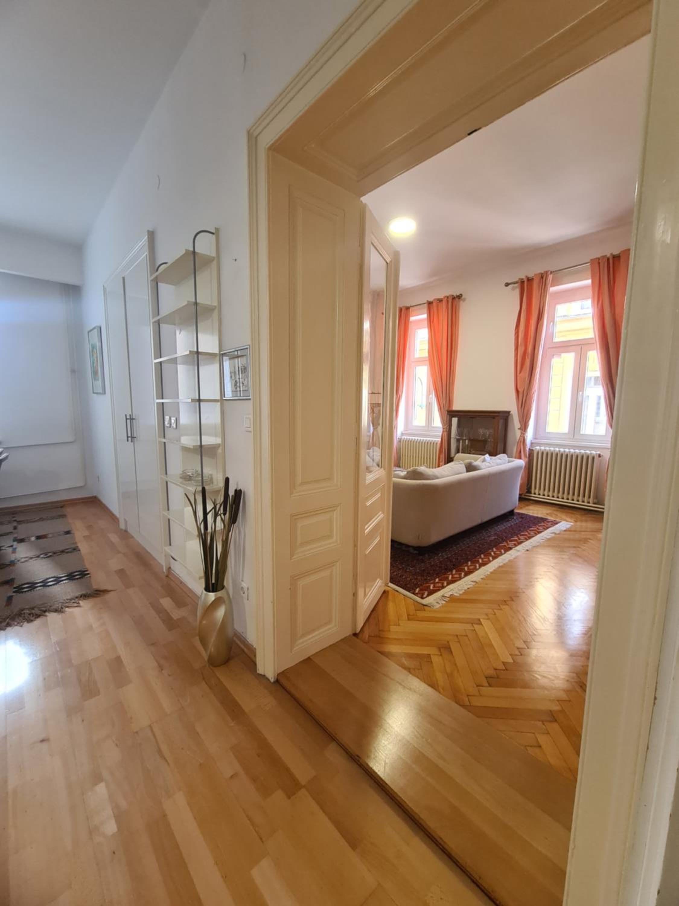 Maota Apartment