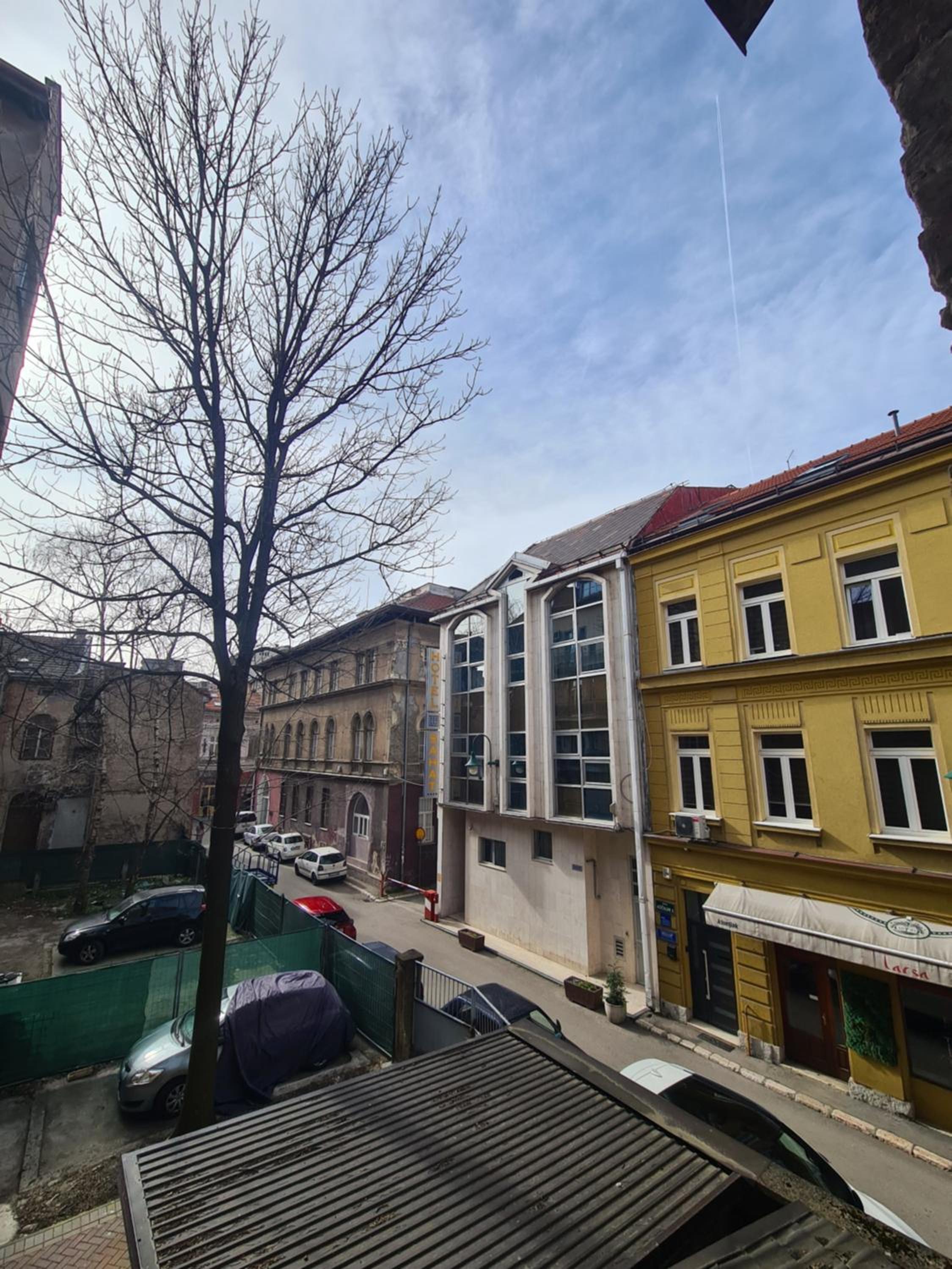 Maota Apartment