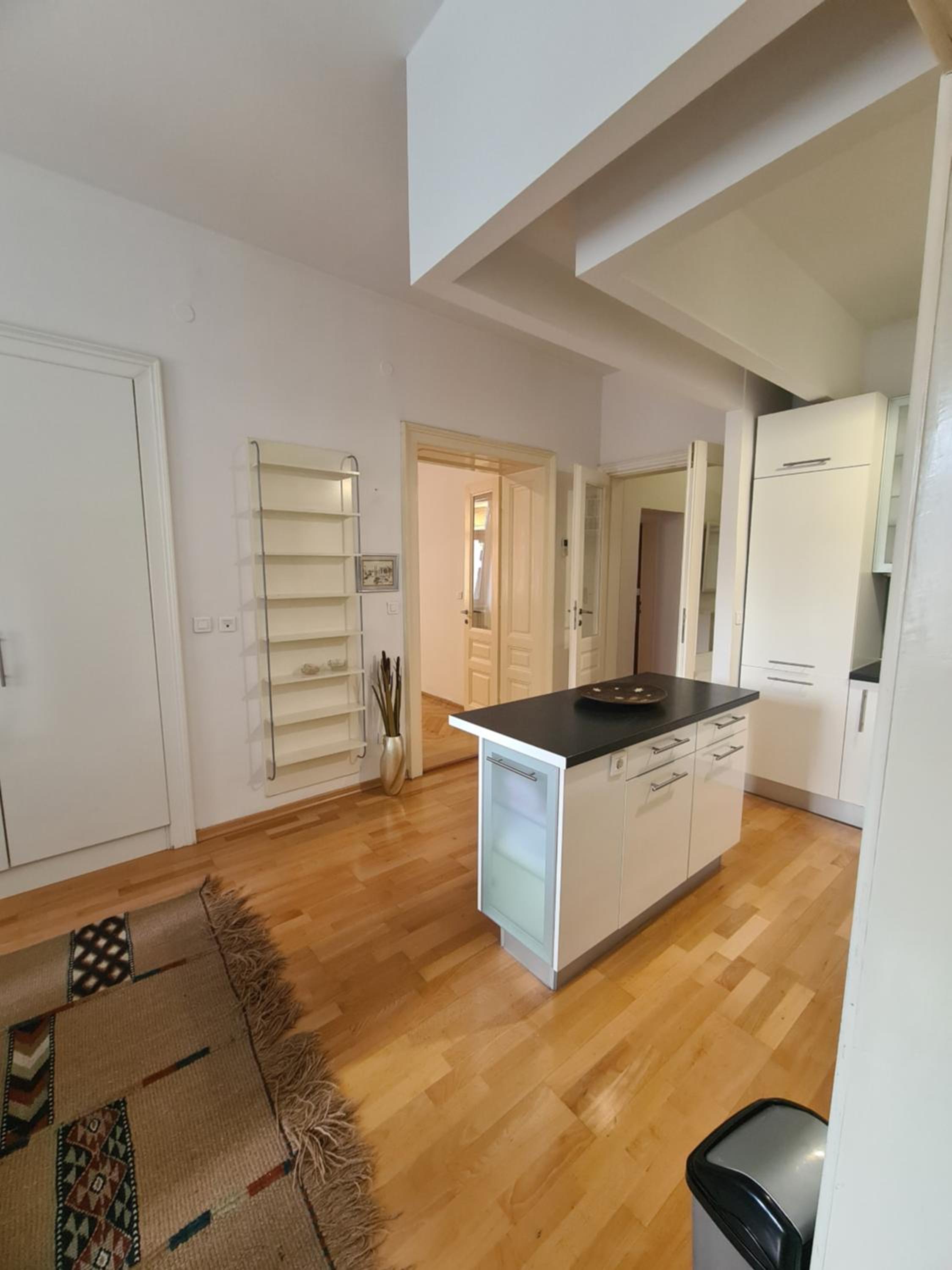 Maota Apartment