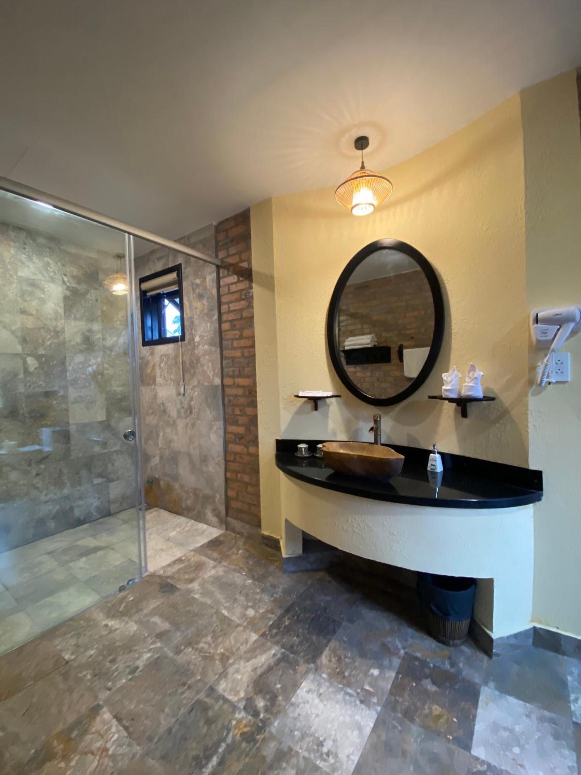 Hue Ecolodge