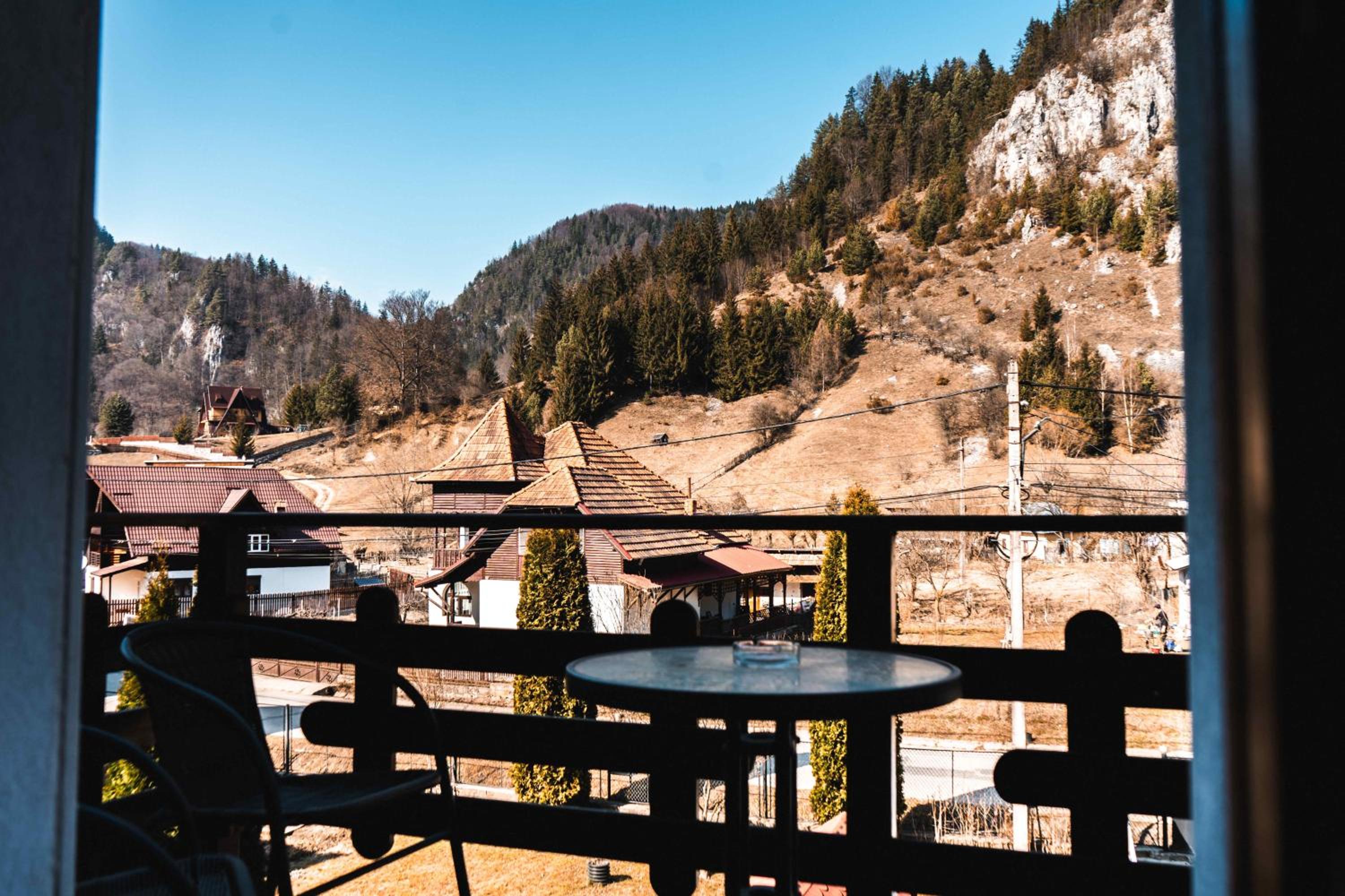Pensiunea Casa Soarelui