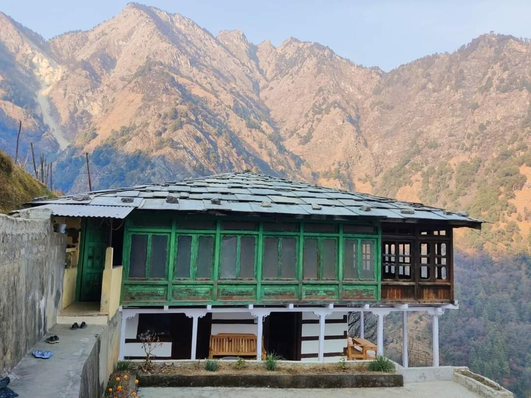 Rupi Valley Home Stay Raila view 2