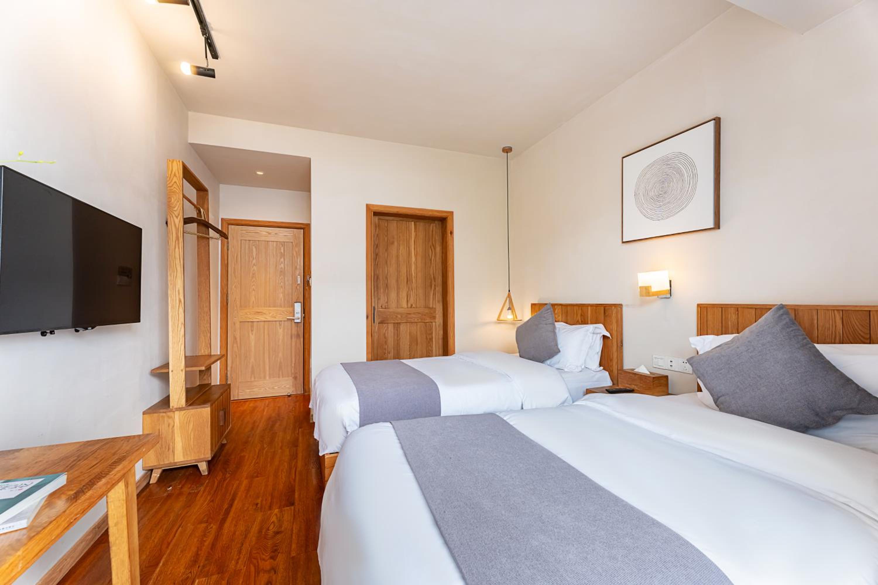 Hangzhou West Lake Yueshang Yunshe Boutique Homestay