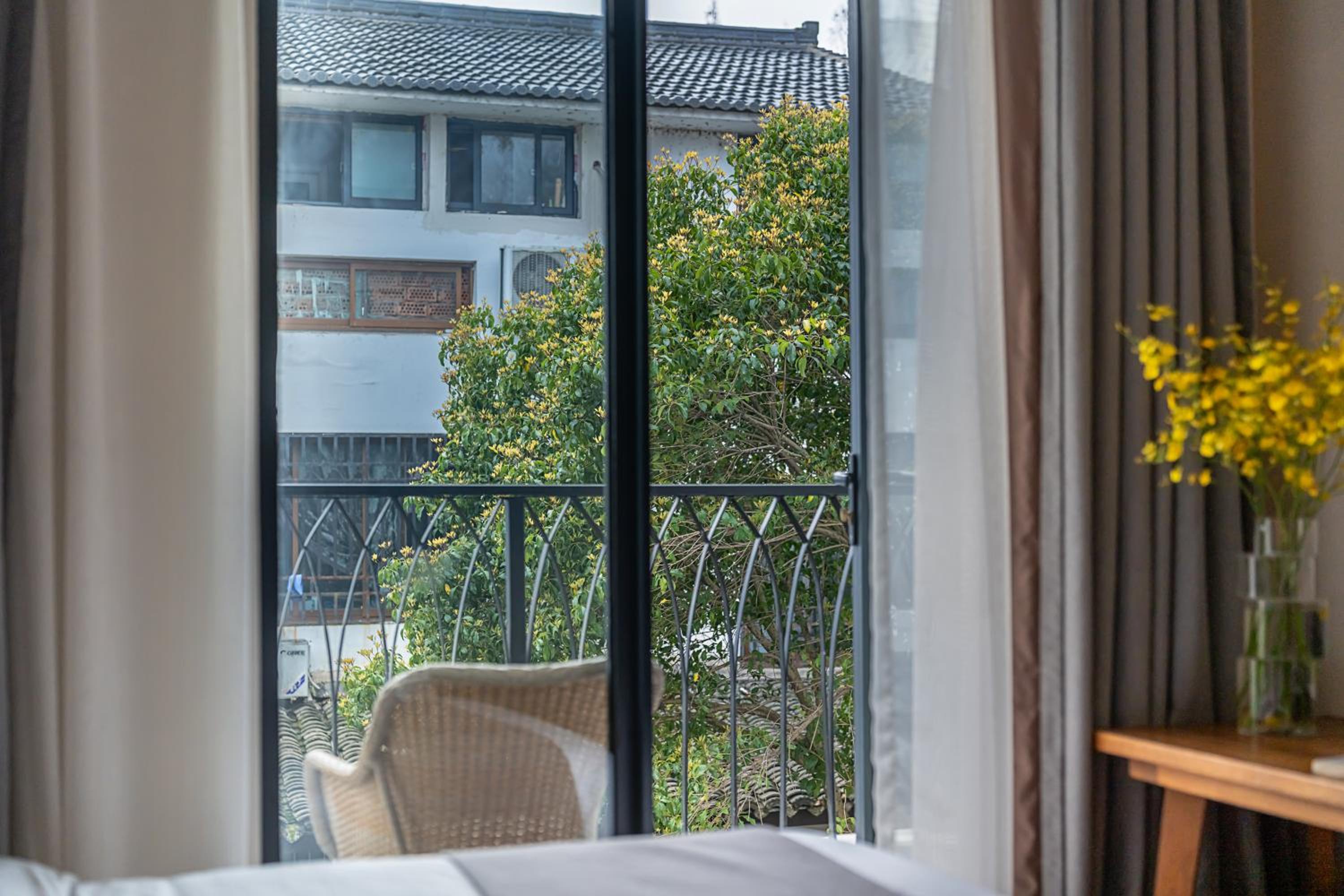 Hangzhou West Lake Yueshang Yunshe Boutique Homestay