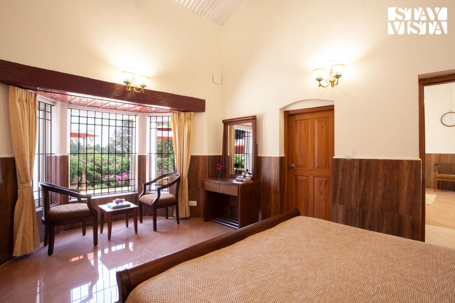 StayVista at Wyncroft Bungalow with Free Breakfast & Pet Friendly Home