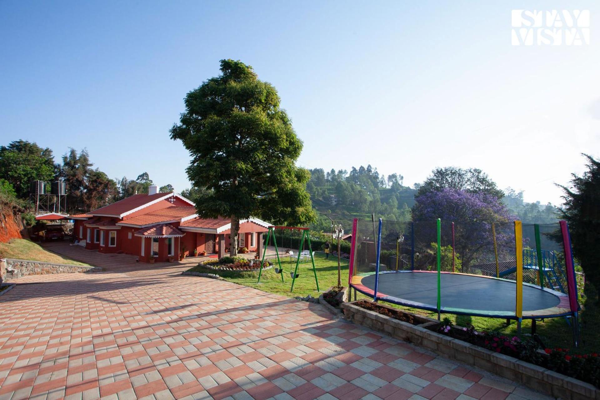 StayVista at Wyncroft Bungalow with Free Breakfast & Pet Friendly Home