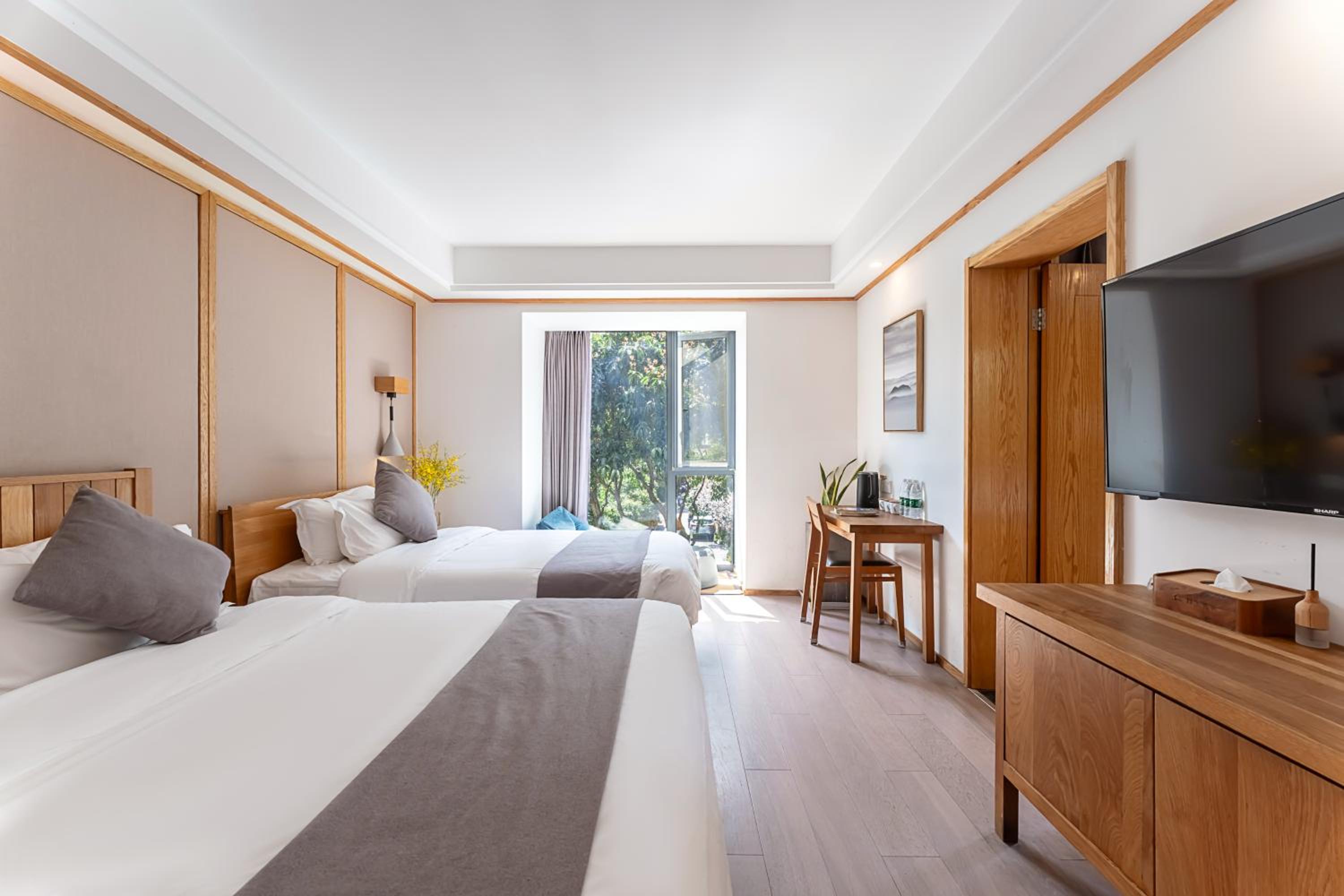 Hangzhou West Lake Yueshang Yunshe Boutique Homestay