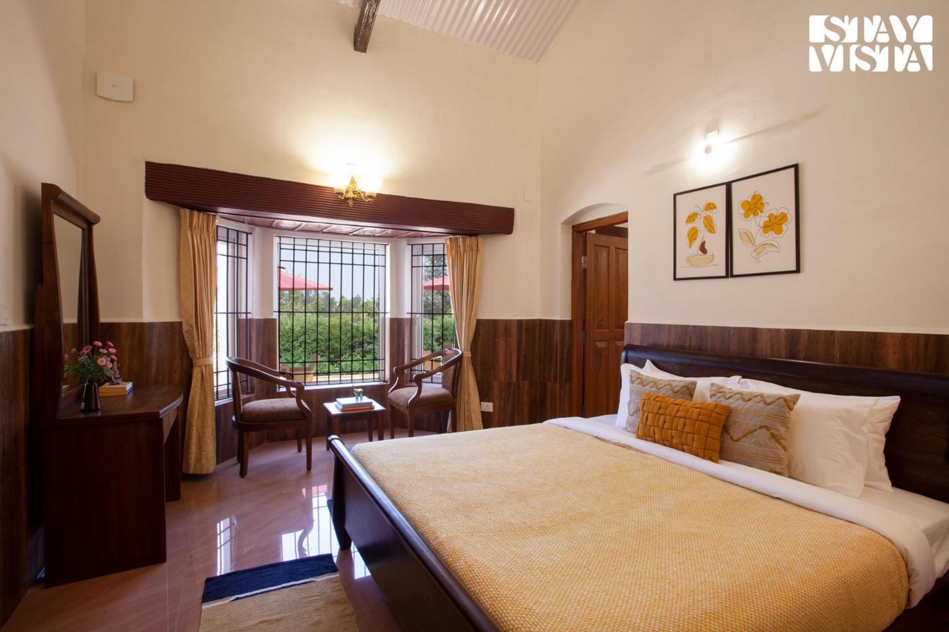 StayVista at Wyncroft Bungalow with Free Breakfast & Pet Friendly Home